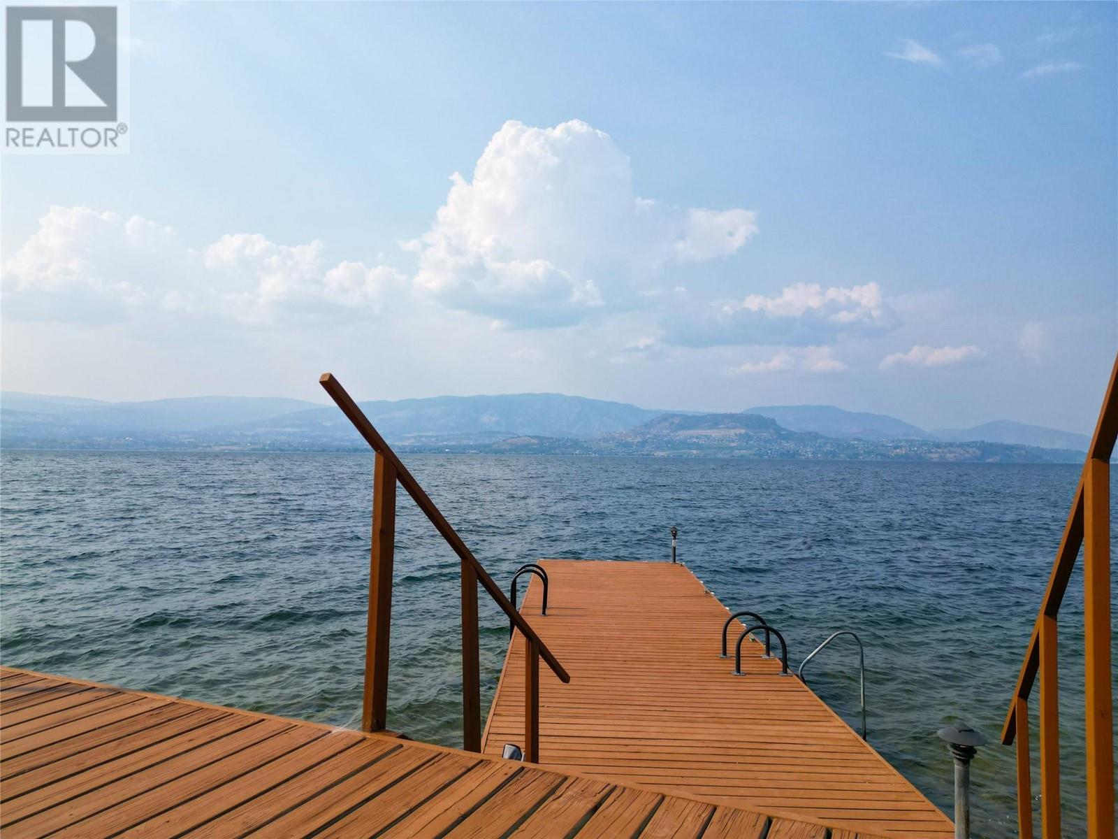  5538 Lakeshore Road, Kelowna