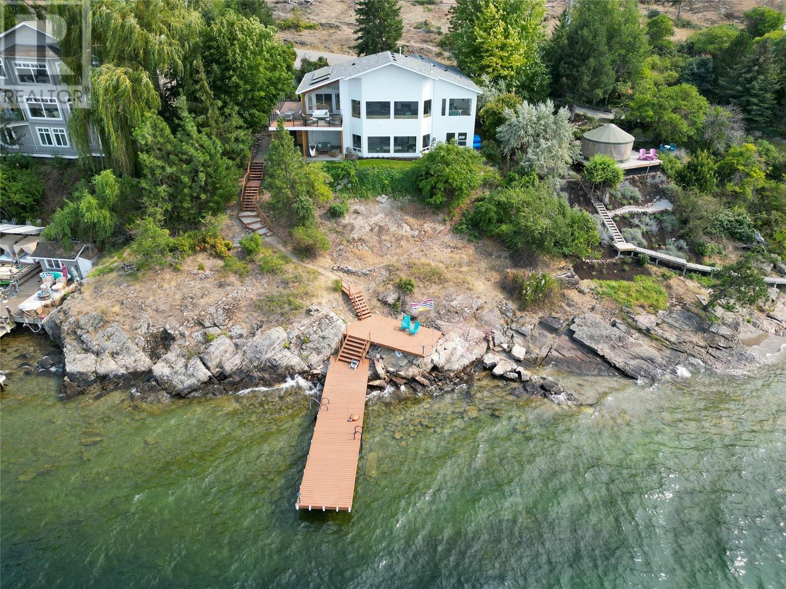  5538 Lakeshore Road, Kelowna