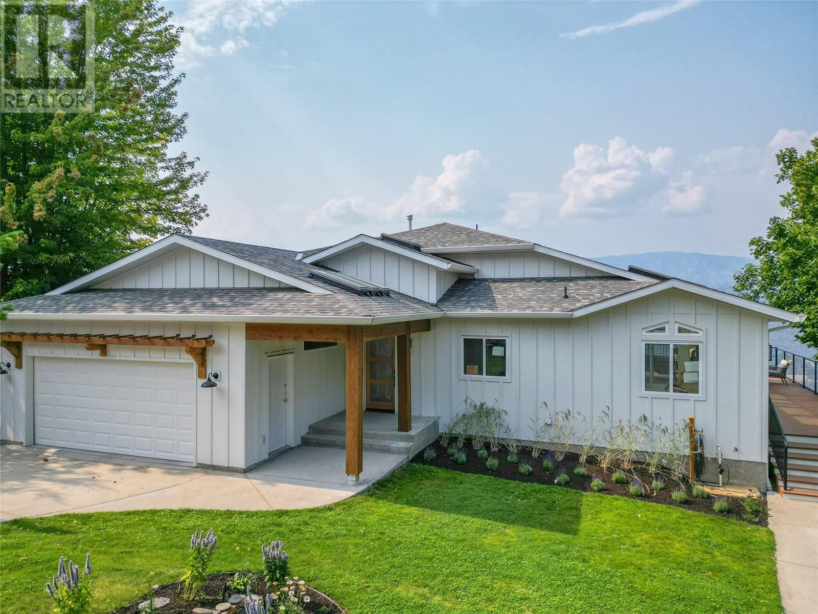  5538 Lakeshore Road, Kelowna