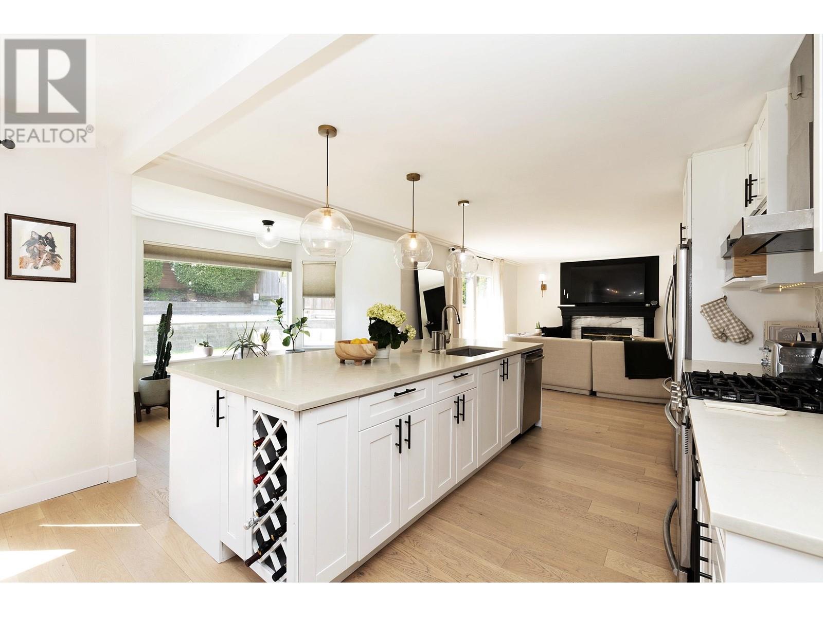 12028 CHESTNUT CRESCENT, Pitt Meadows real estate listing R2994037
