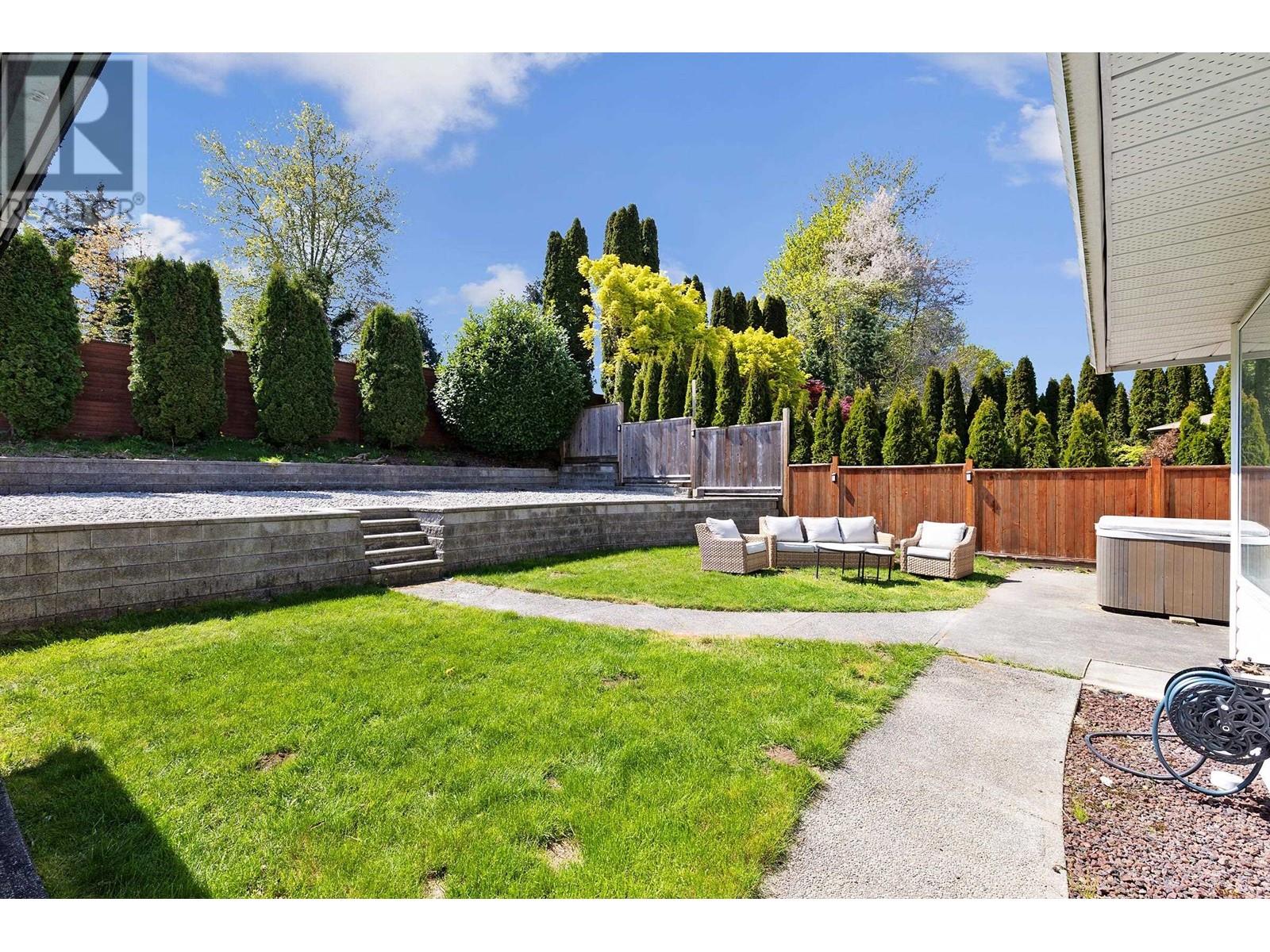 12028 CHESTNUT CRESCENT, Pitt Meadows real estate listing R2994037