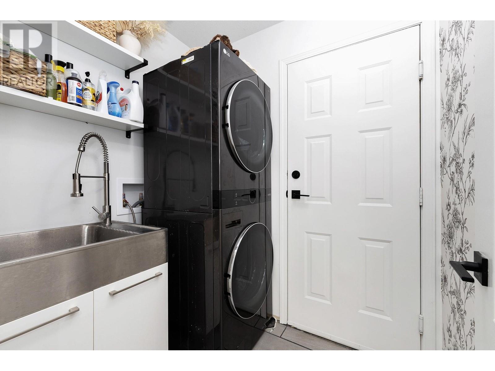 12028 CHESTNUT CRESCENT, Pitt Meadows real estate listing R2994037