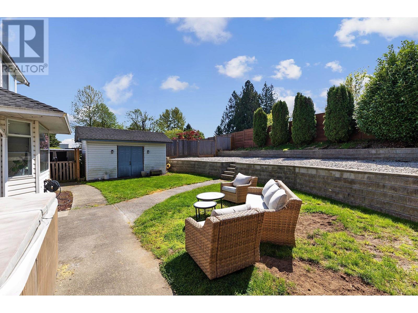 12028 CHESTNUT CRESCENT, Pitt Meadows real estate listing R2994037