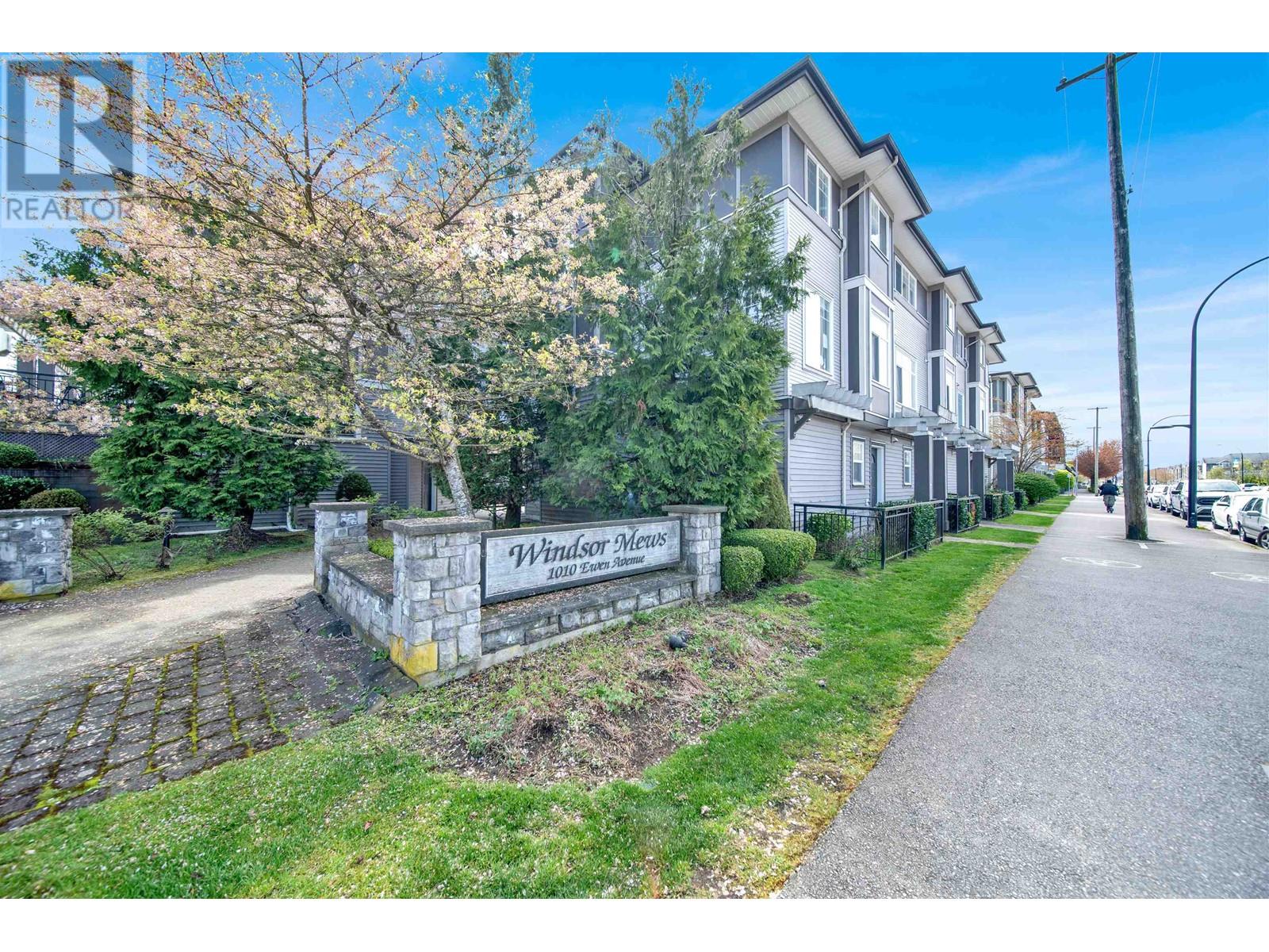 25 1010 EWEN AVENUE, New Westminster