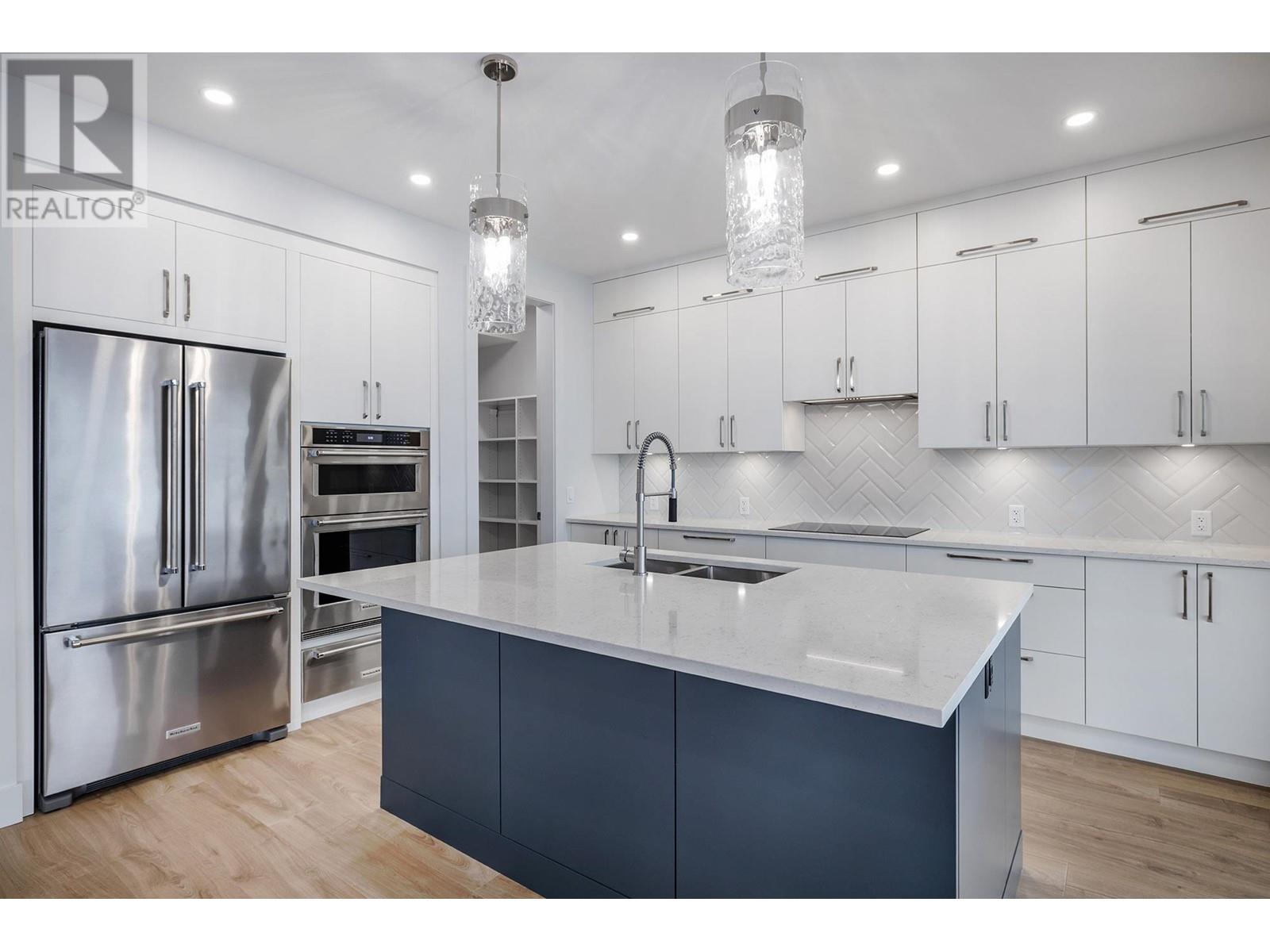  789 Carleton Street, Kelowna