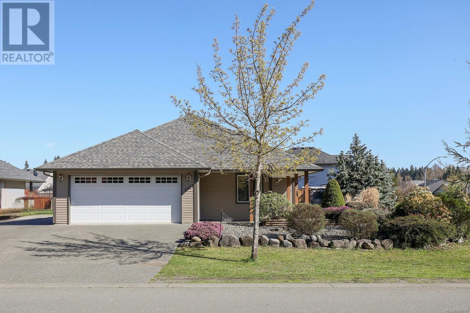 3357 Mill St, Cumberland