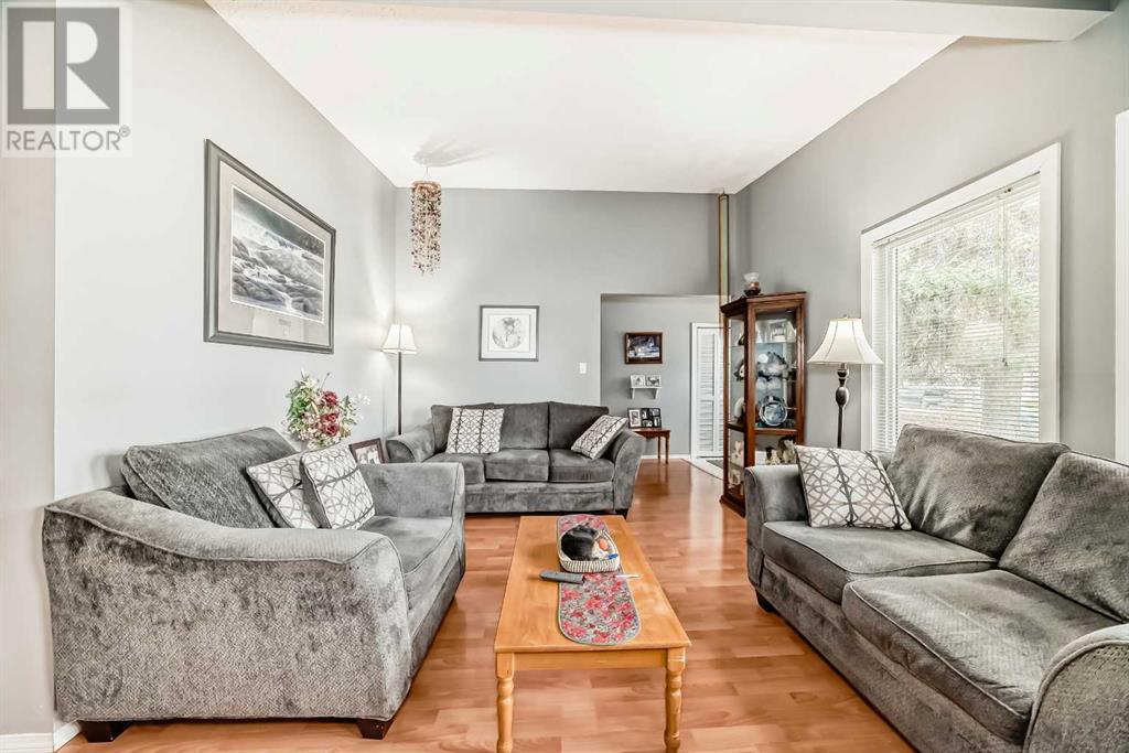 Single Family House Bungalow for Sale in  Harvey Place SW Haysboro Calgary 