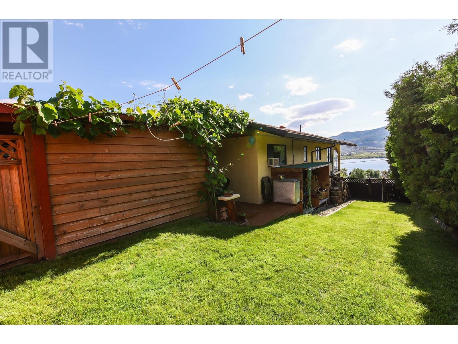 3603 37th Street, Osoyoos