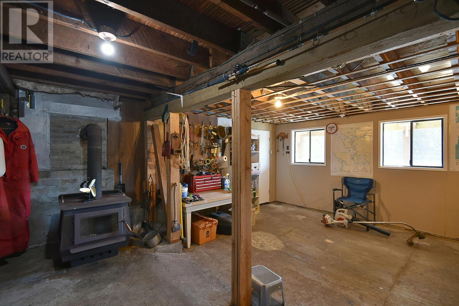 4279 FRANCIS PENINSULA ROAD, Madeira Park