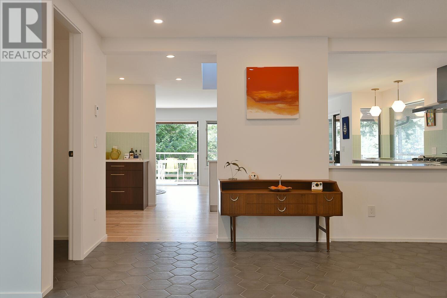 13248 PORTERS ROAD, Madeira Park