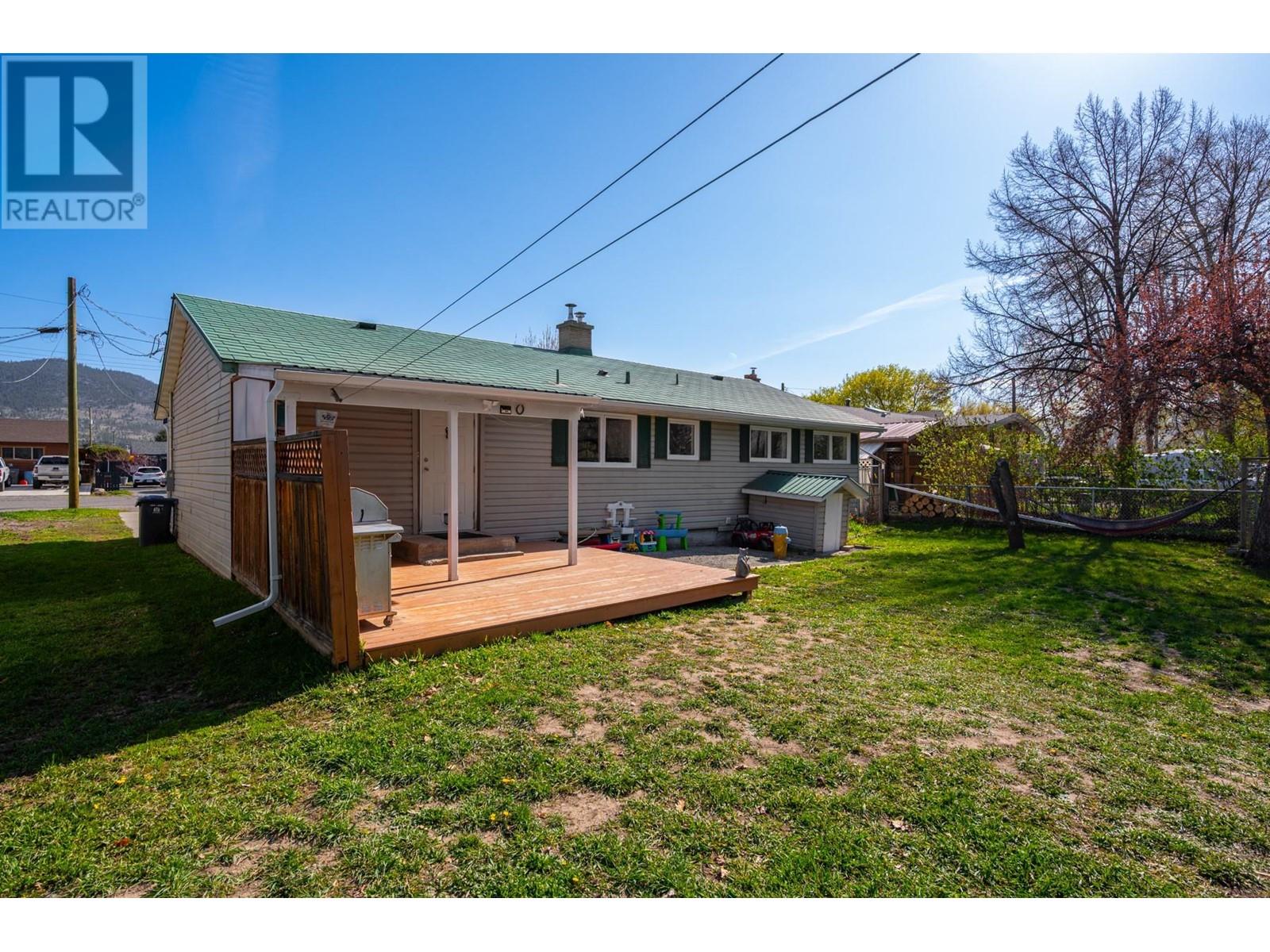 1876 HAMILTON Avenue, Merritt