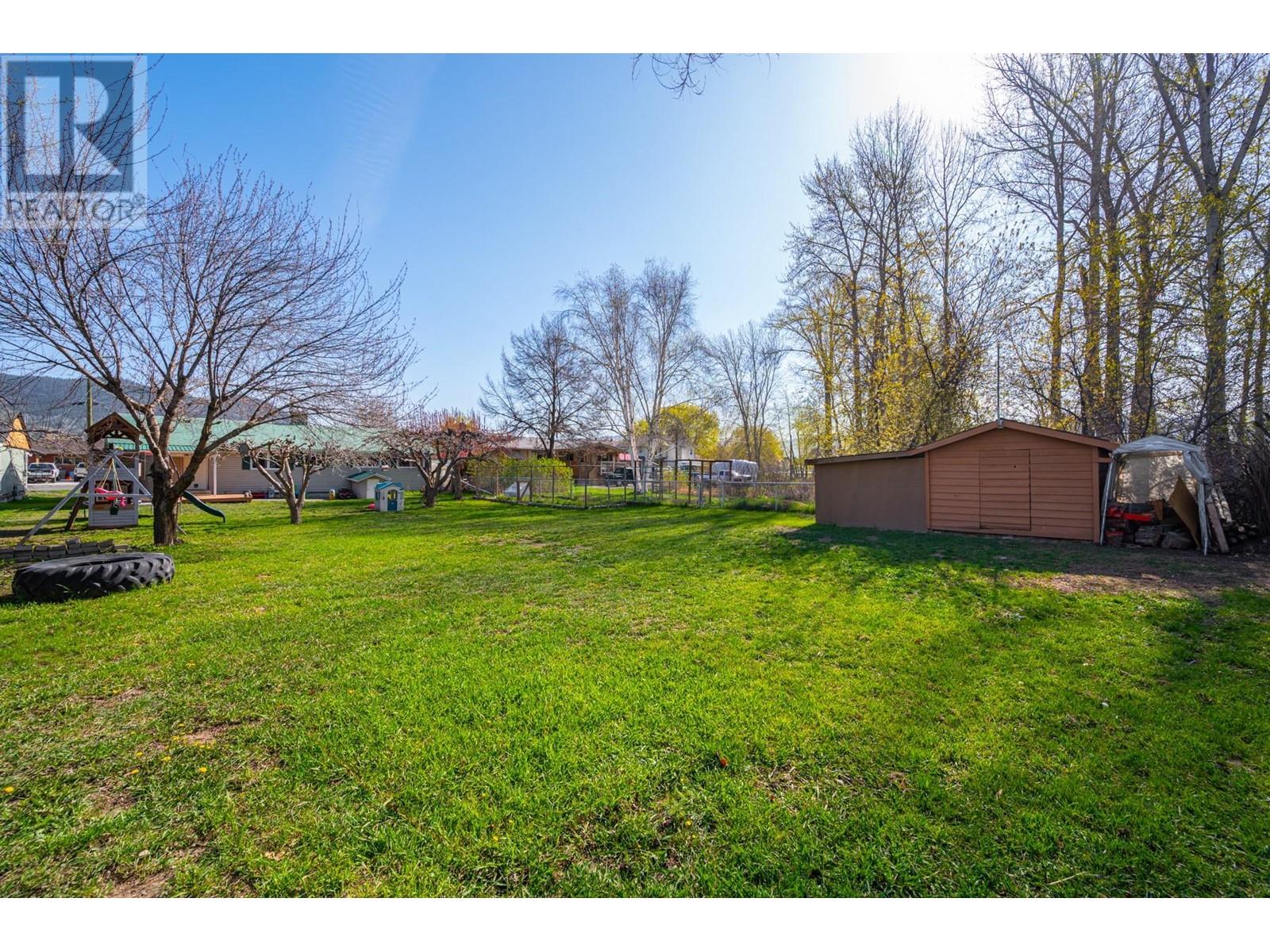 1876 HAMILTON Avenue, Merritt