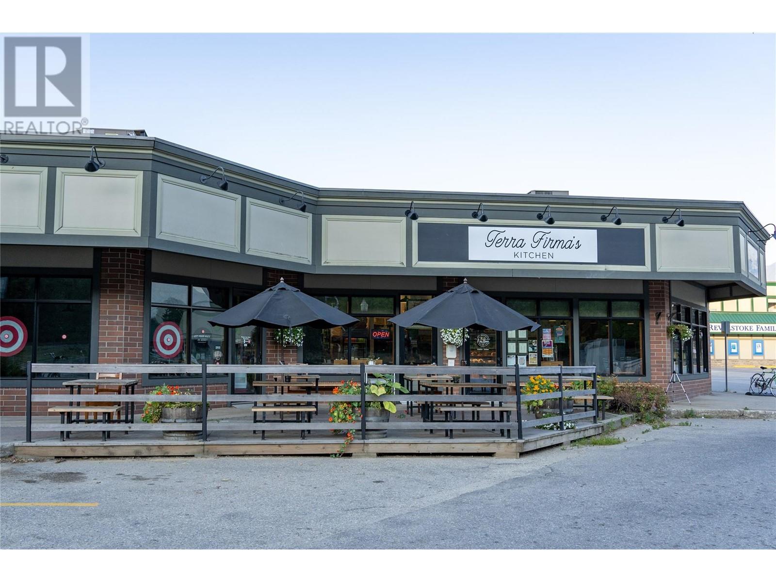 415 Victoria Road Unit# A, Revelstoke