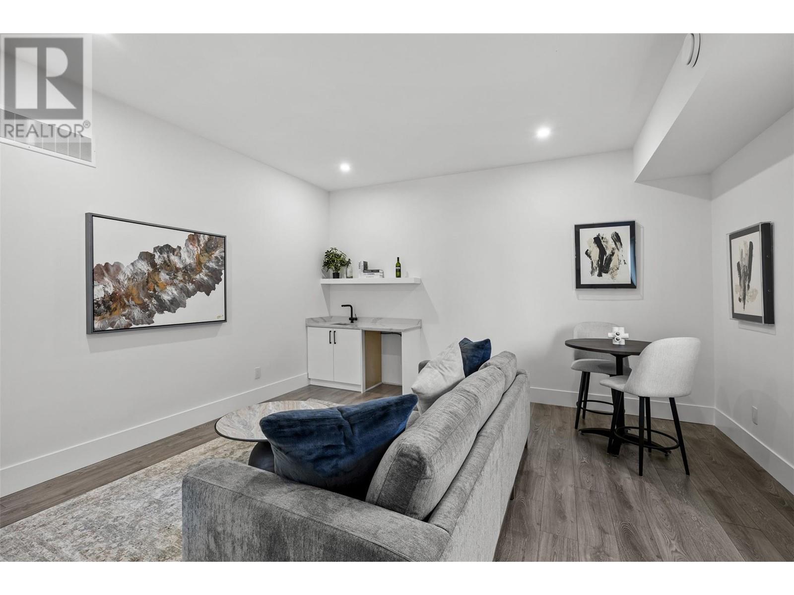  2798 Canyon Crest Drive, West Kelowna