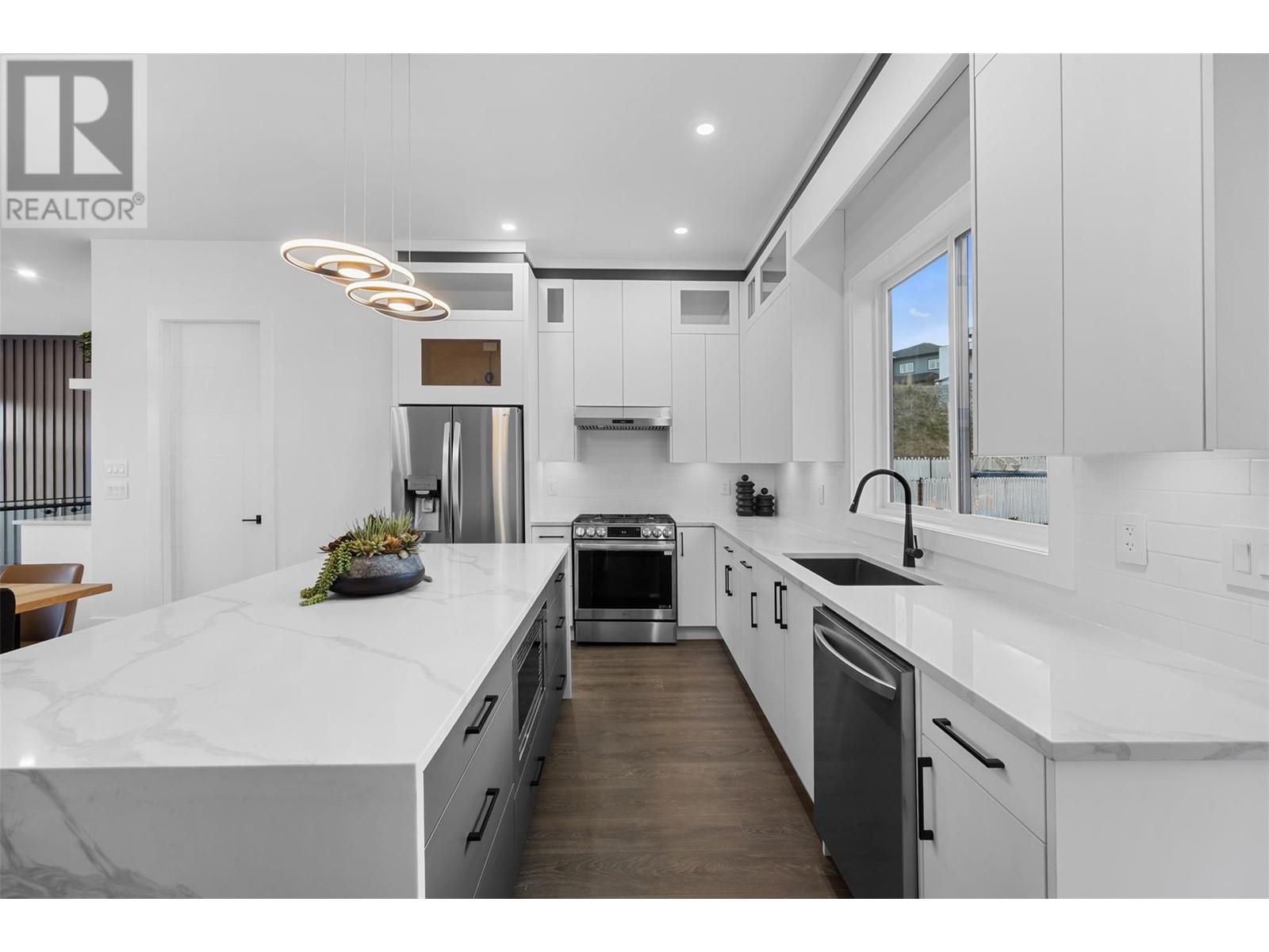  2798 Canyon Crest Drive, West Kelowna