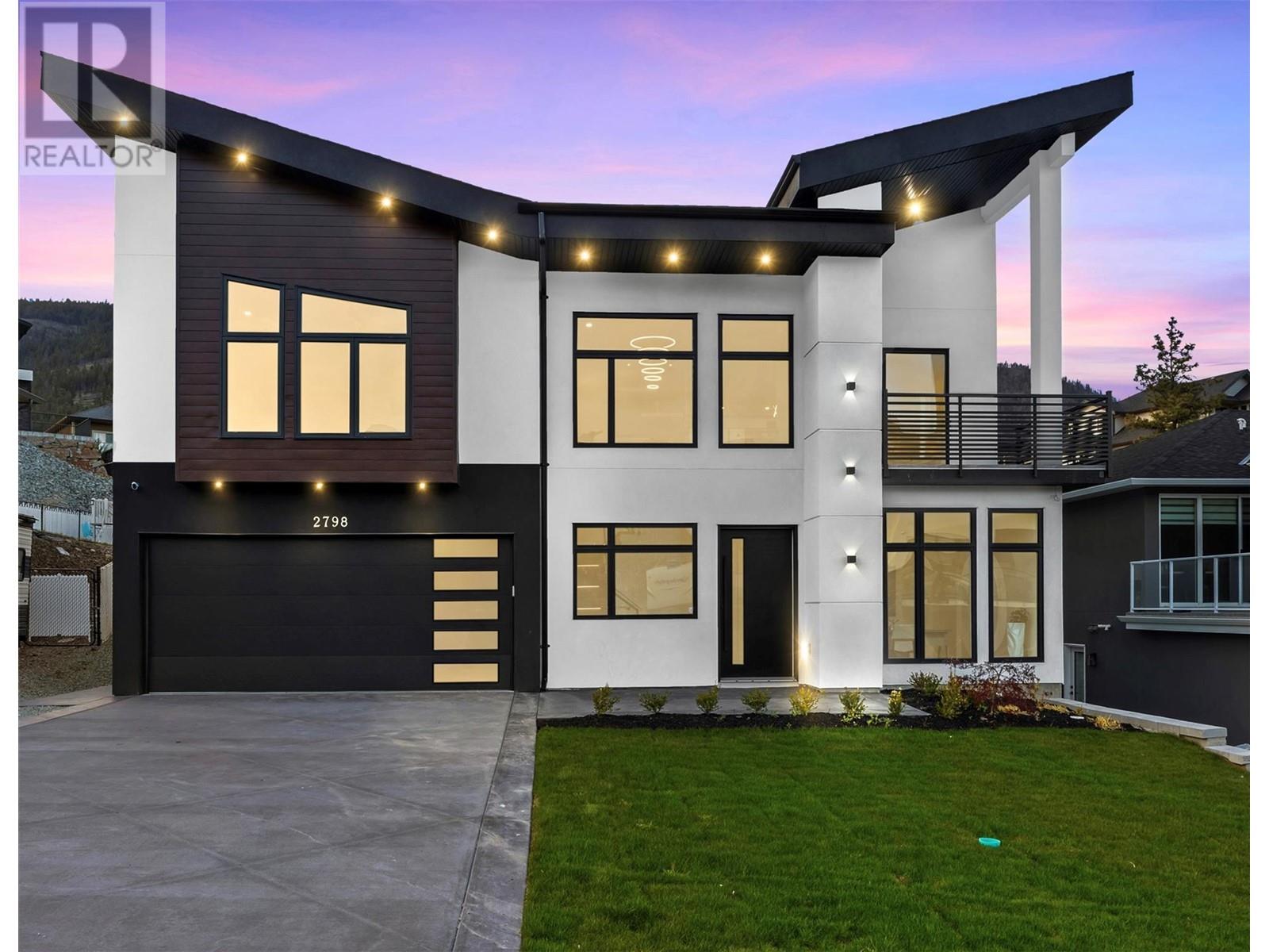  2798 Canyon Crest Drive, West Kelowna