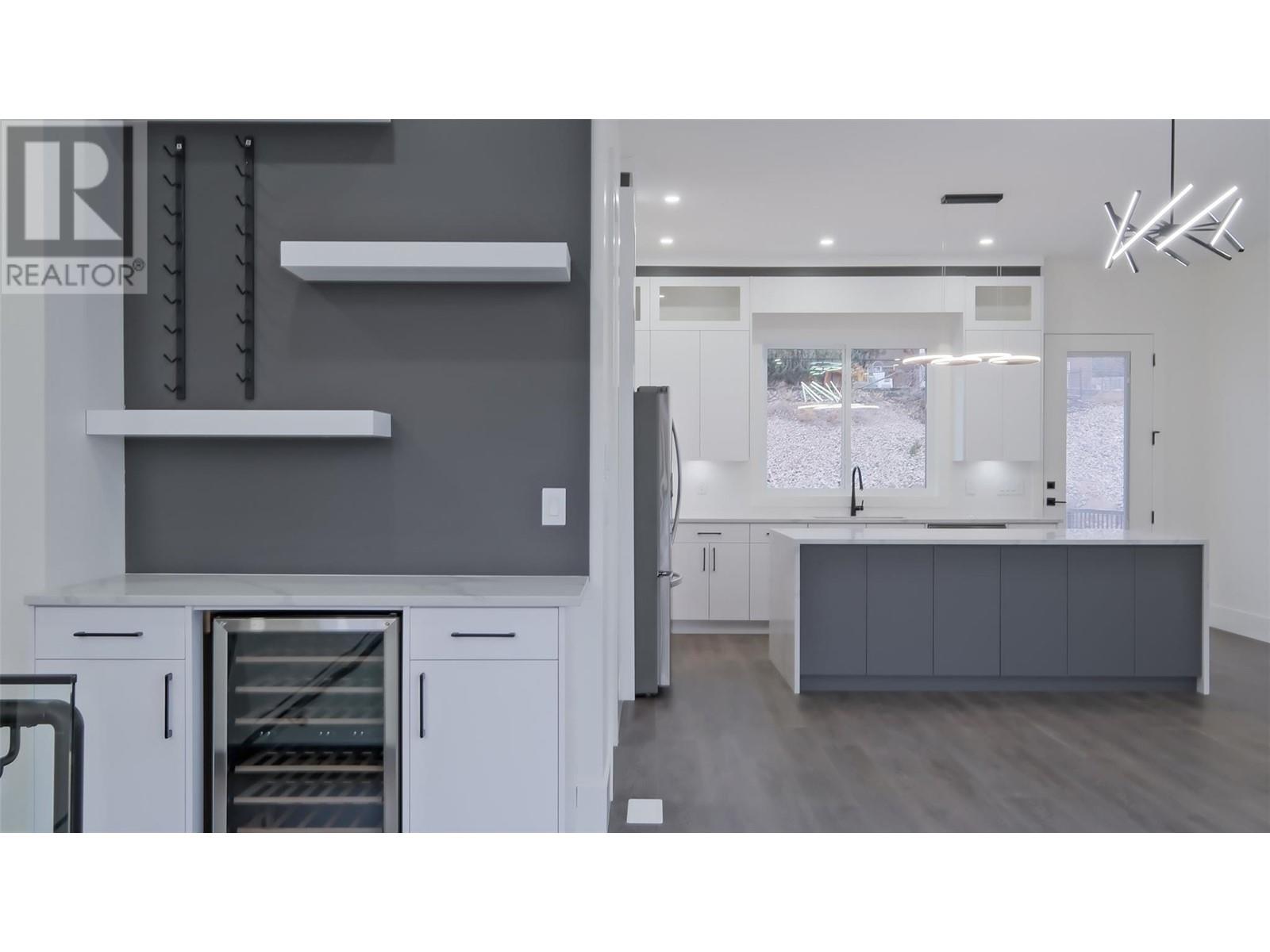  2798 Canyon Crest Drive, West Kelowna