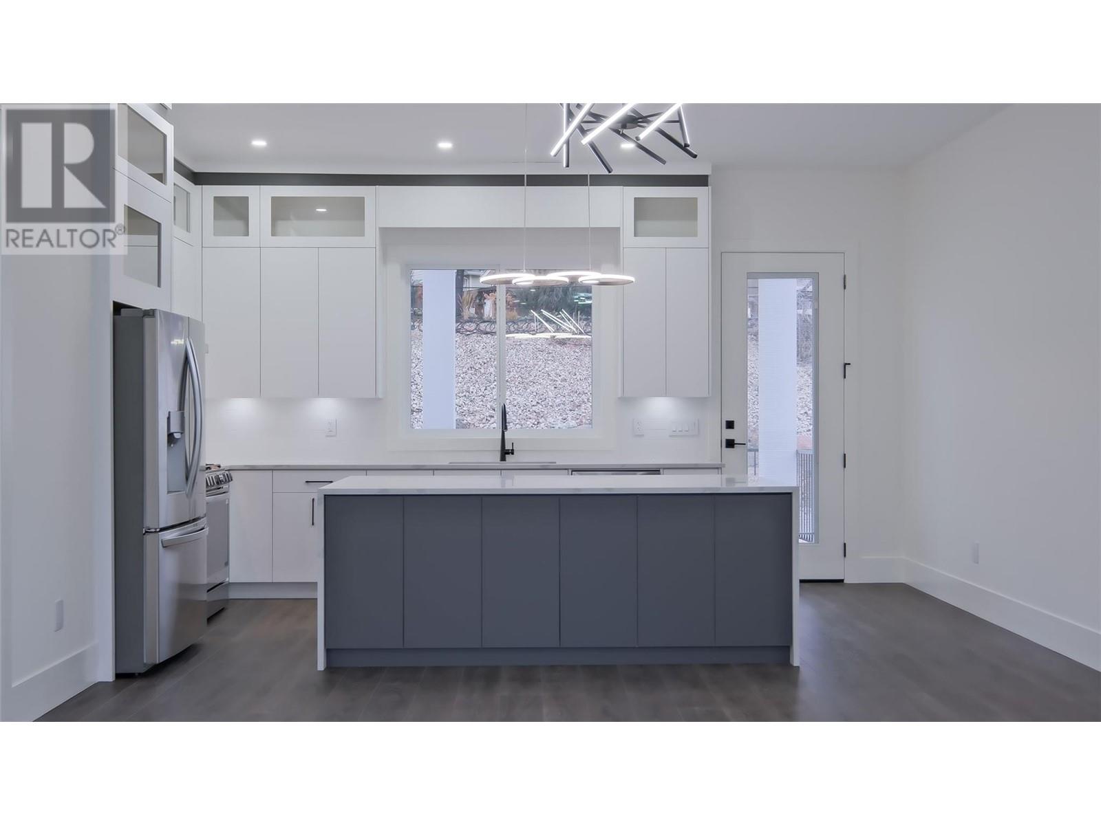  2798 Canyon Crest Drive, West Kelowna