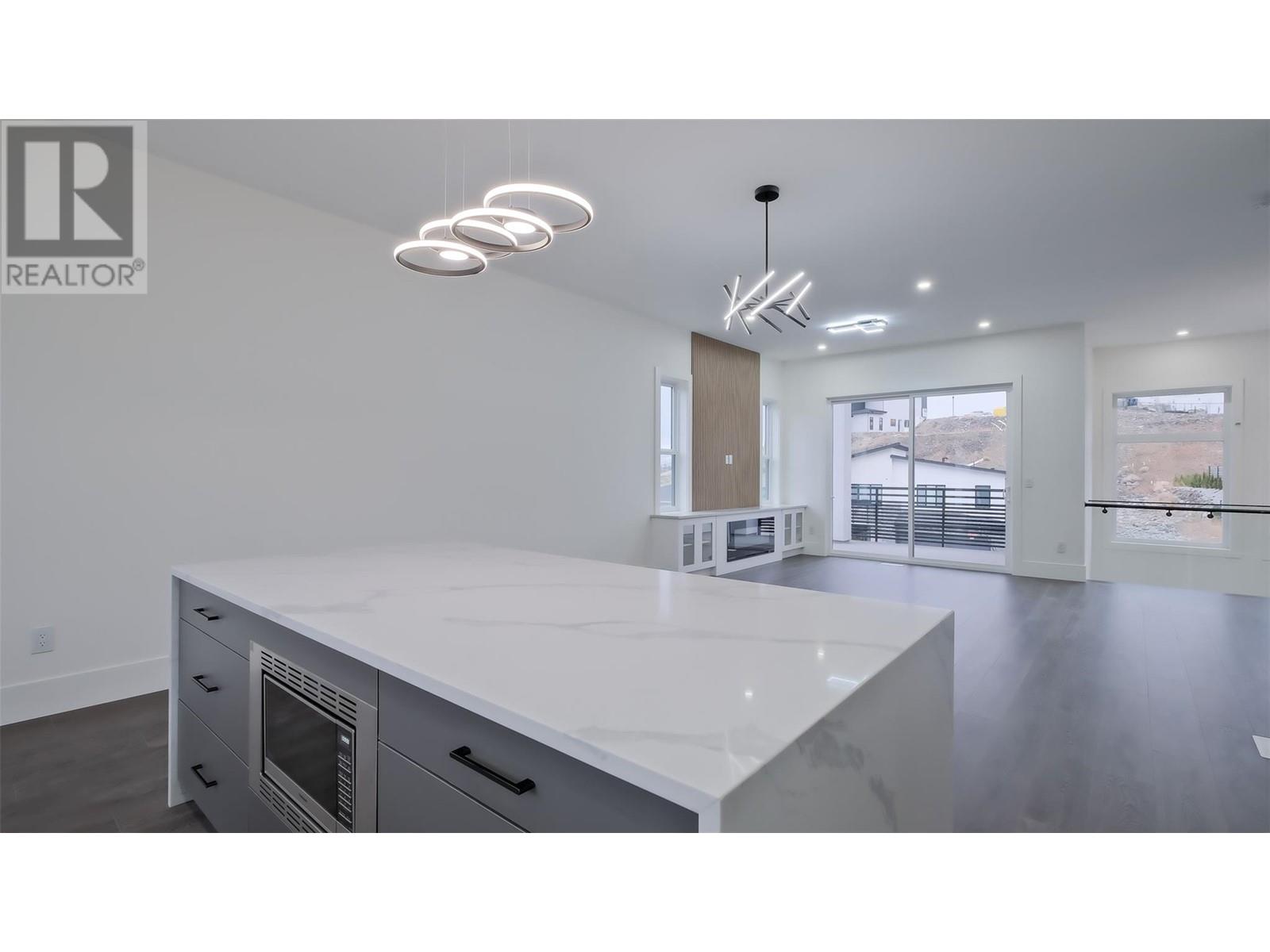  2798 Canyon Crest Drive, West Kelowna