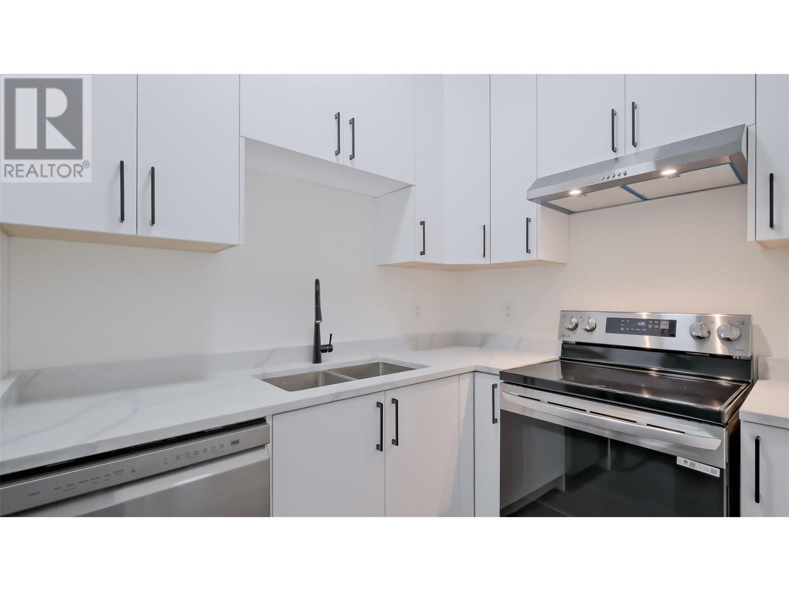  2798 Canyon Crest Drive, West Kelowna