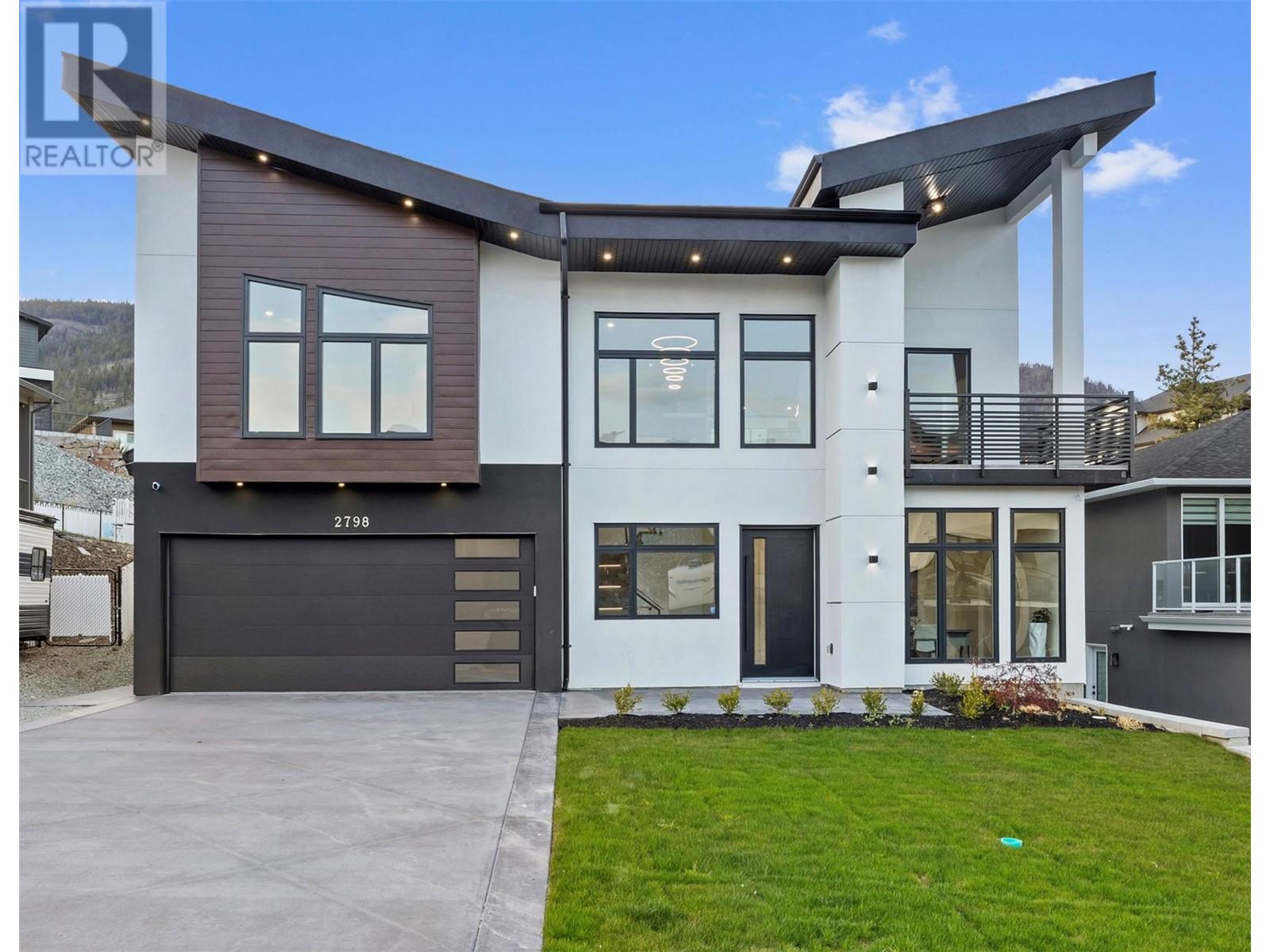  2798 Canyon Crest Drive, West Kelowna
