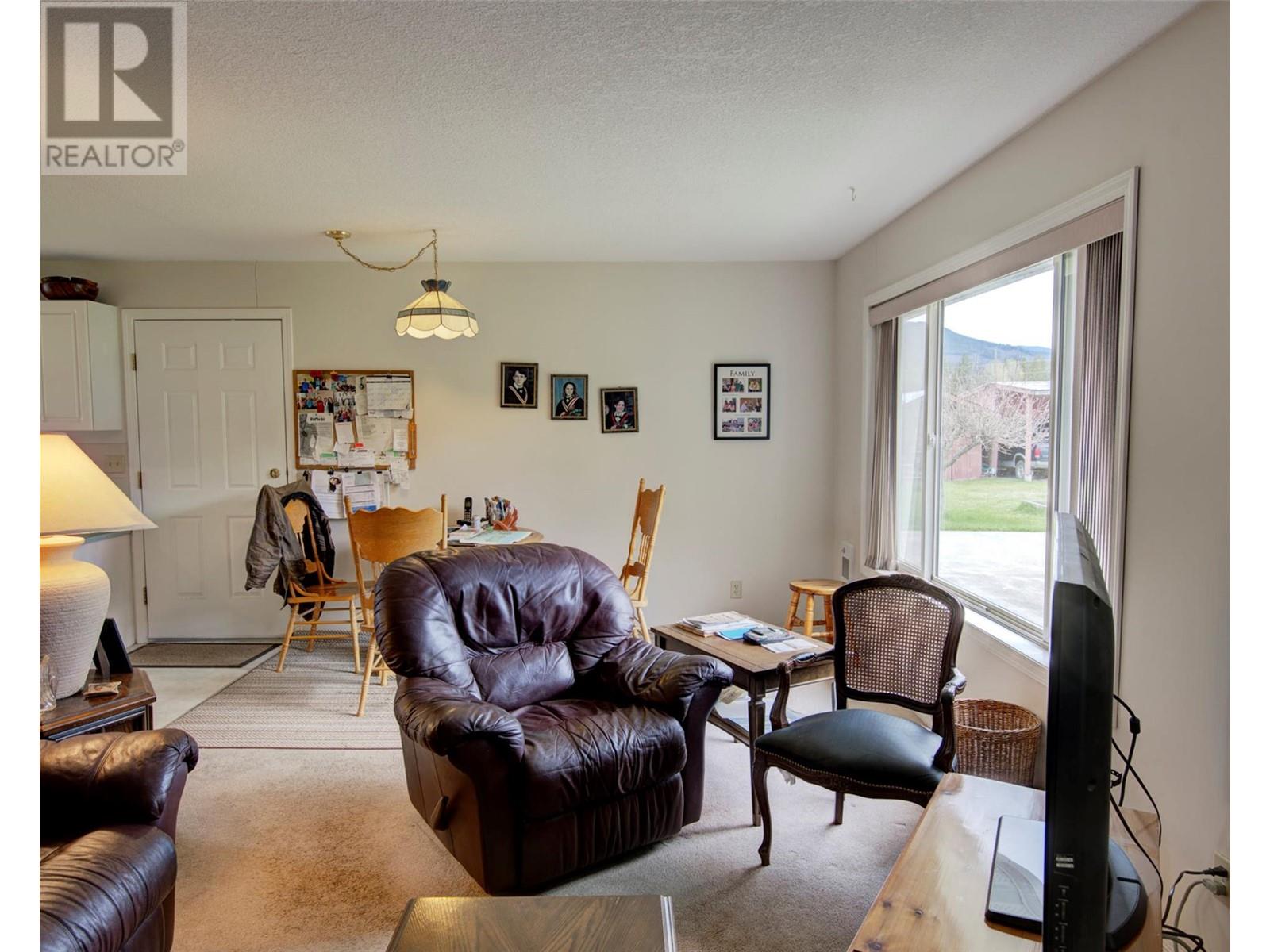 3043 Creighton Valley Road, Cherryville