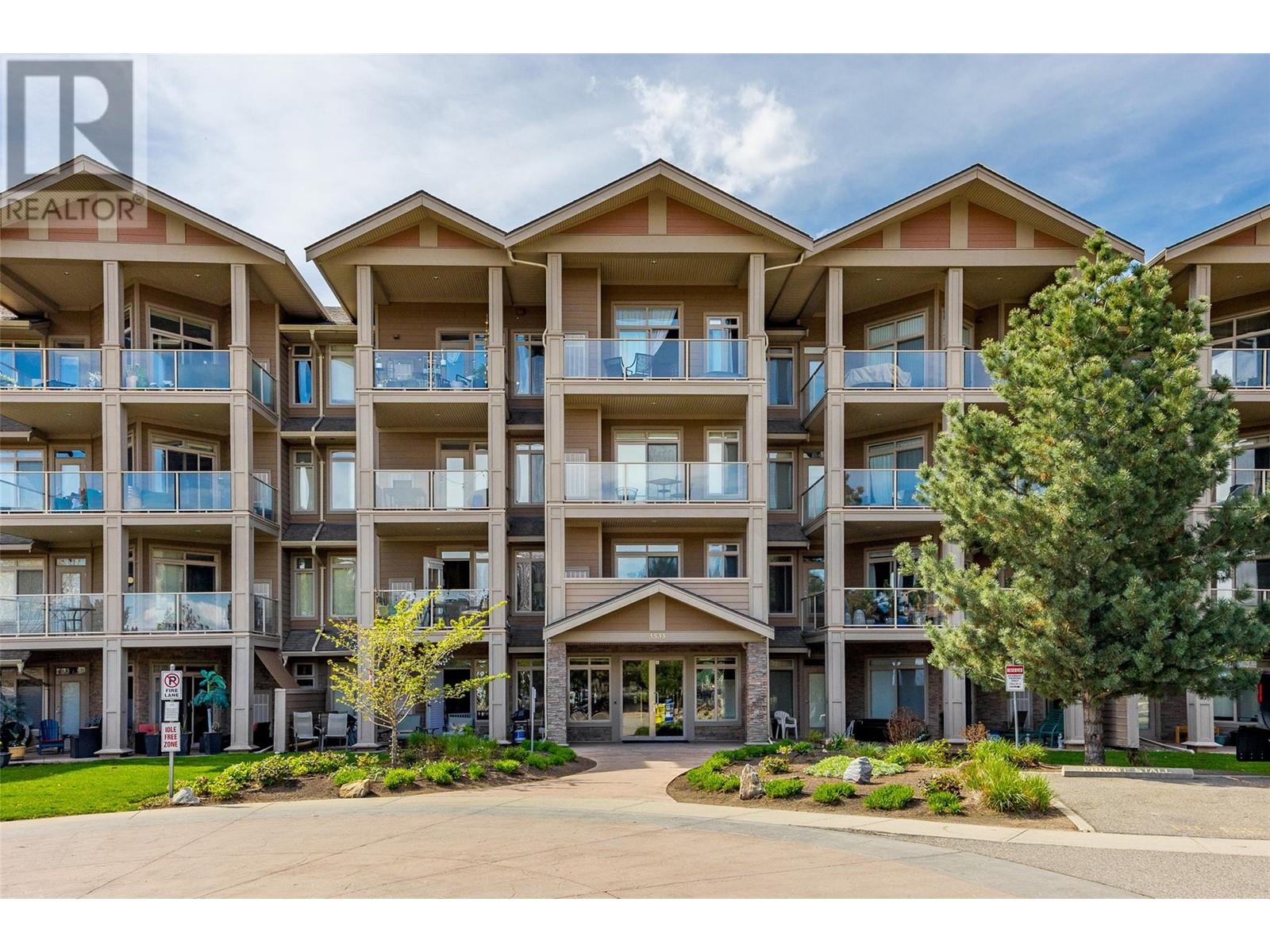215 3533 Carrington Road, West Kelowna