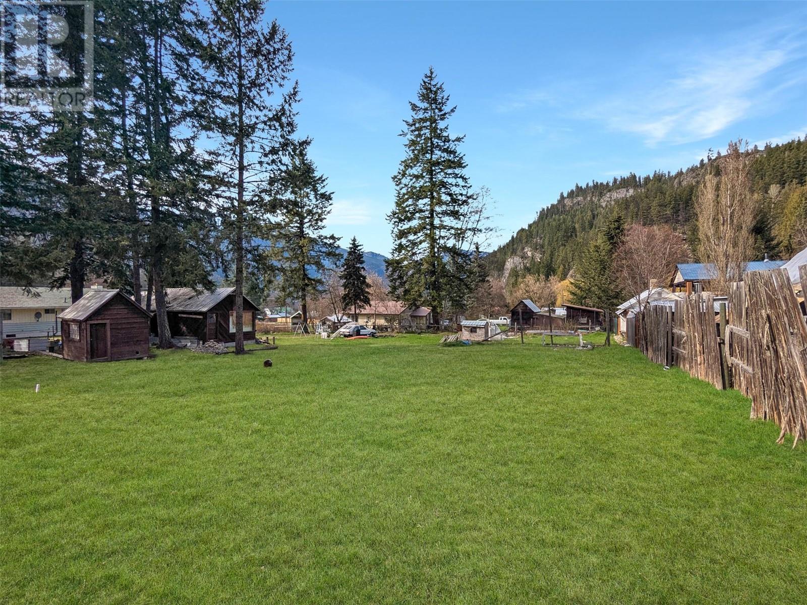 Photo 4 of Lot B Park Avenue, Slocan BC