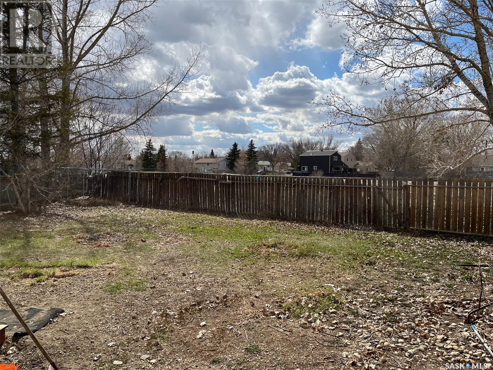 Photo 47 of 738 Bard Crescent N, Regina SK