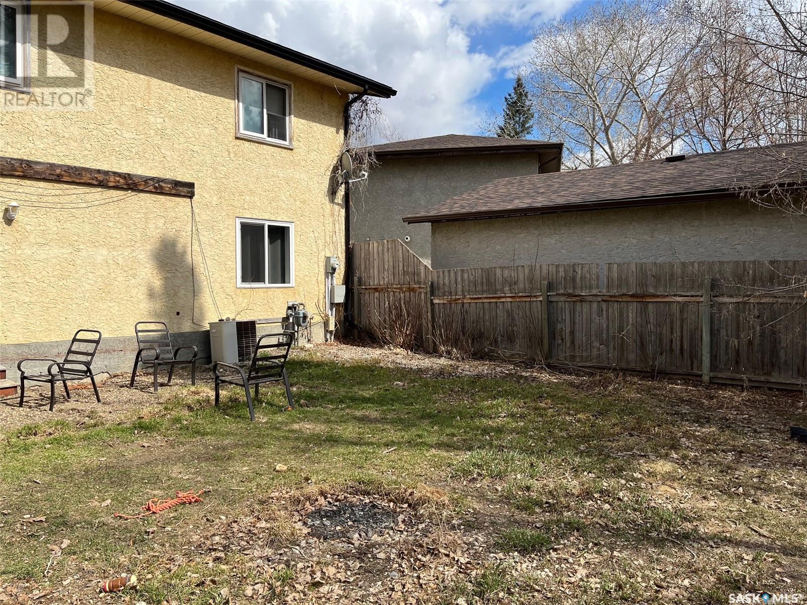 Photo 34 of 738 Bard Crescent N, Regina SK