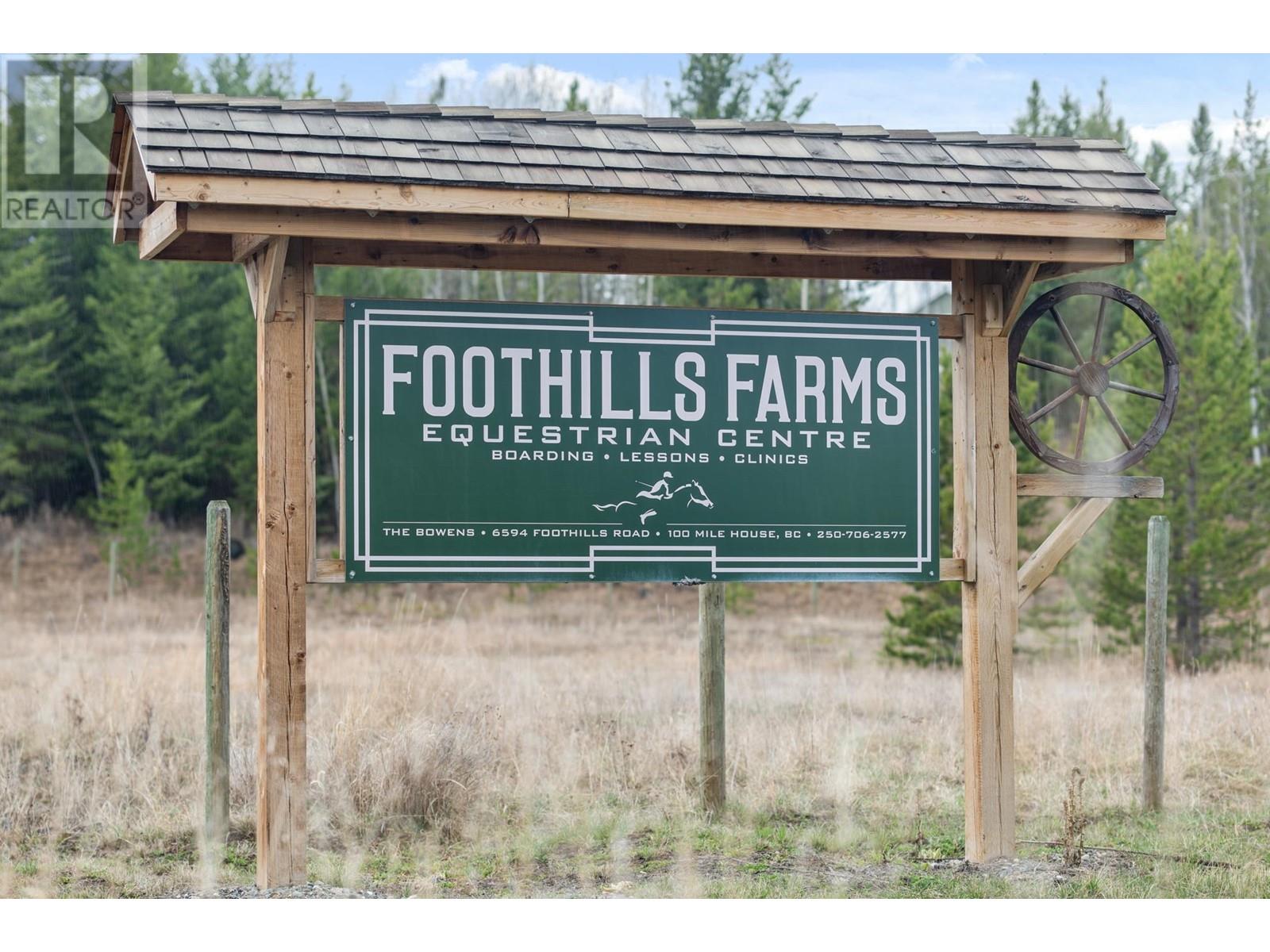 6594 FOOTHILLS ROAD, 100 Mile House
