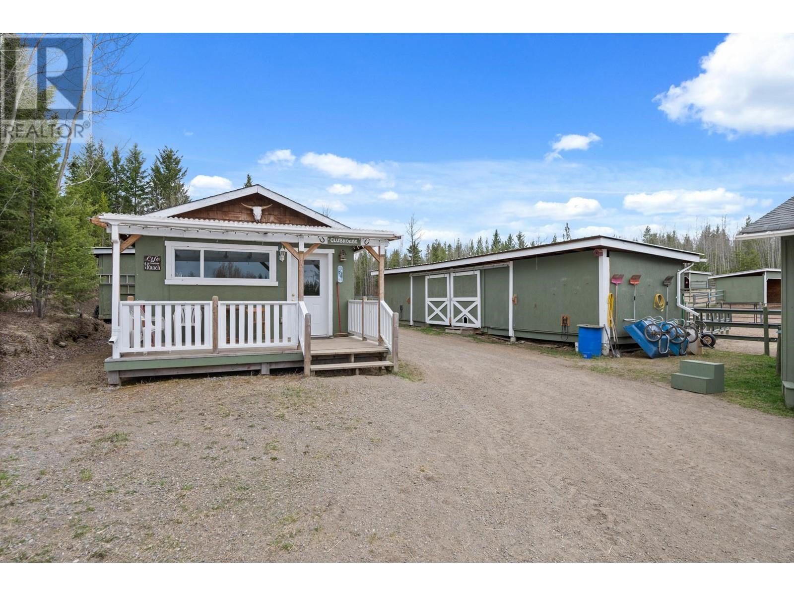 6594 FOOTHILLS ROAD, 100 Mile House