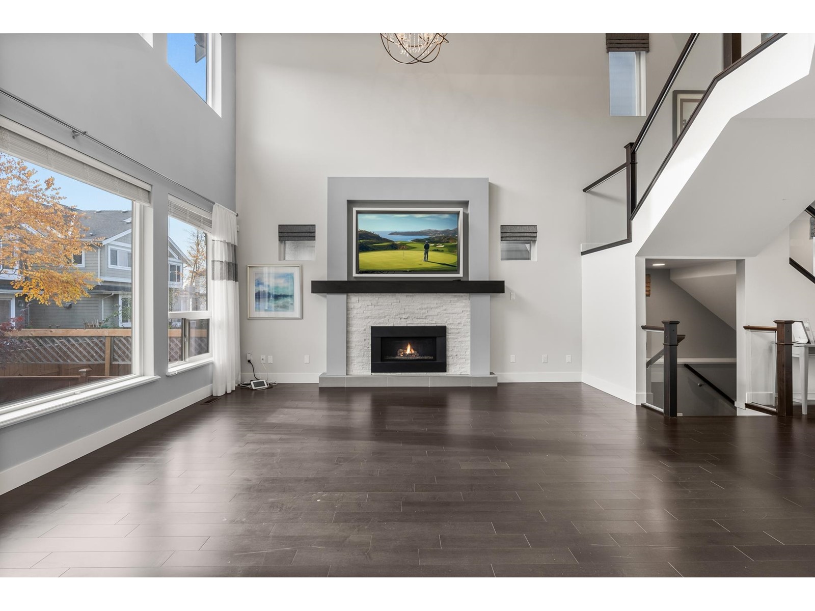 Photo 5 of 16726 18 Avenue, Surrey BC