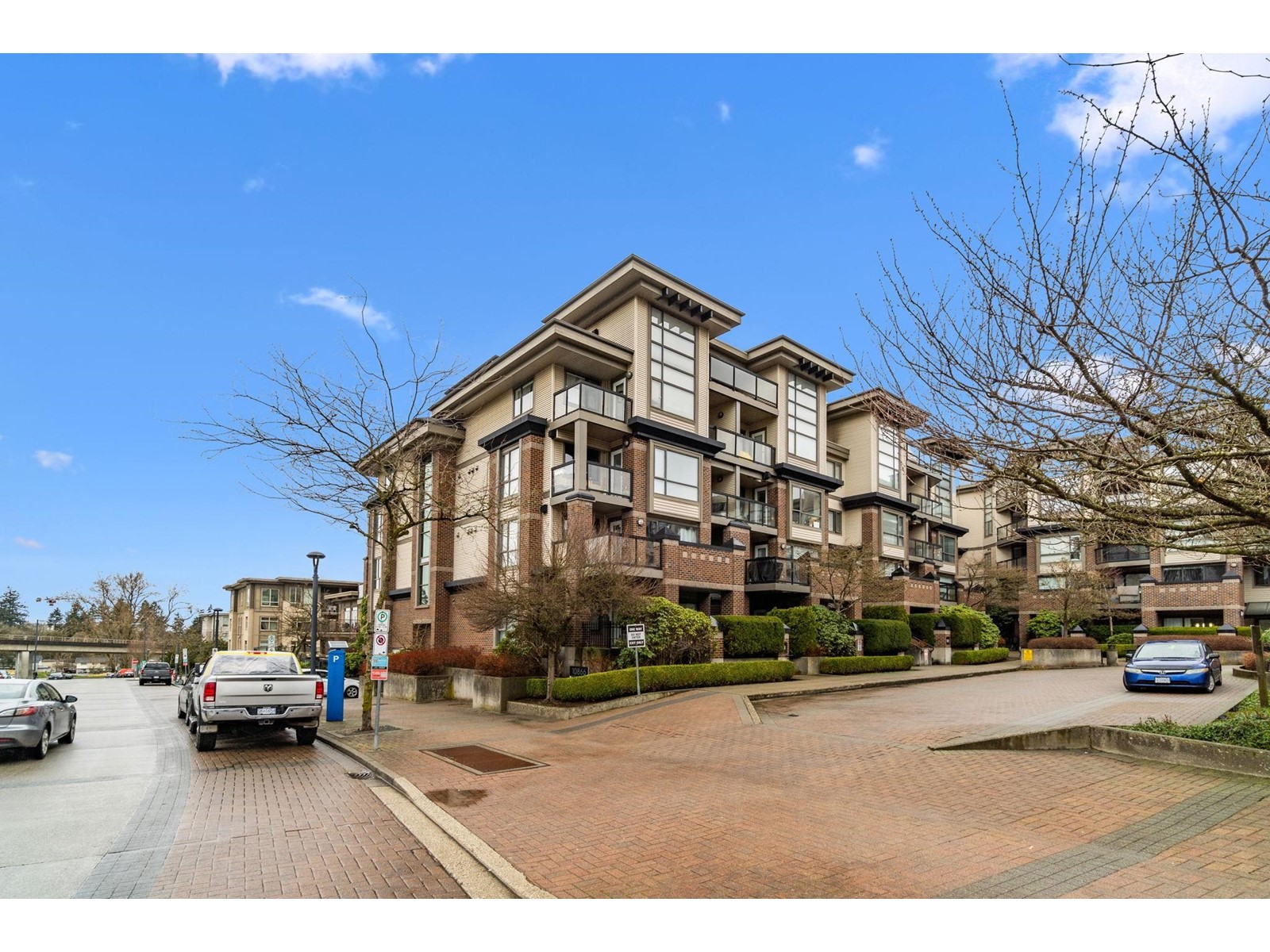 208 10866 CITY PARKWAY, Surrey real estate listing R2994300