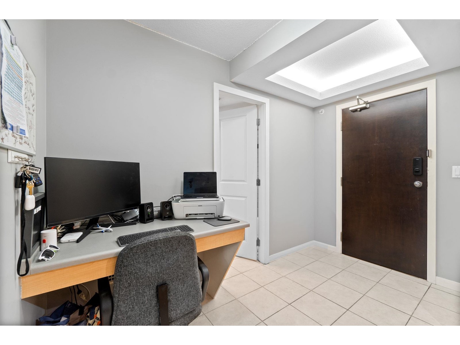 208 10866 CITY PARKWAY, Surrey real estate listing R2994300