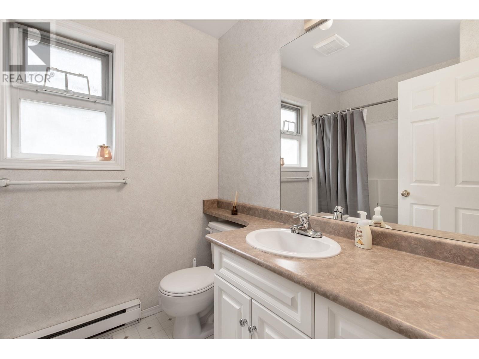 3 Bed, 3 Bath House for Sale in Pemberton – 7443 DOGWOOD STREET, Pemberton - Image 25