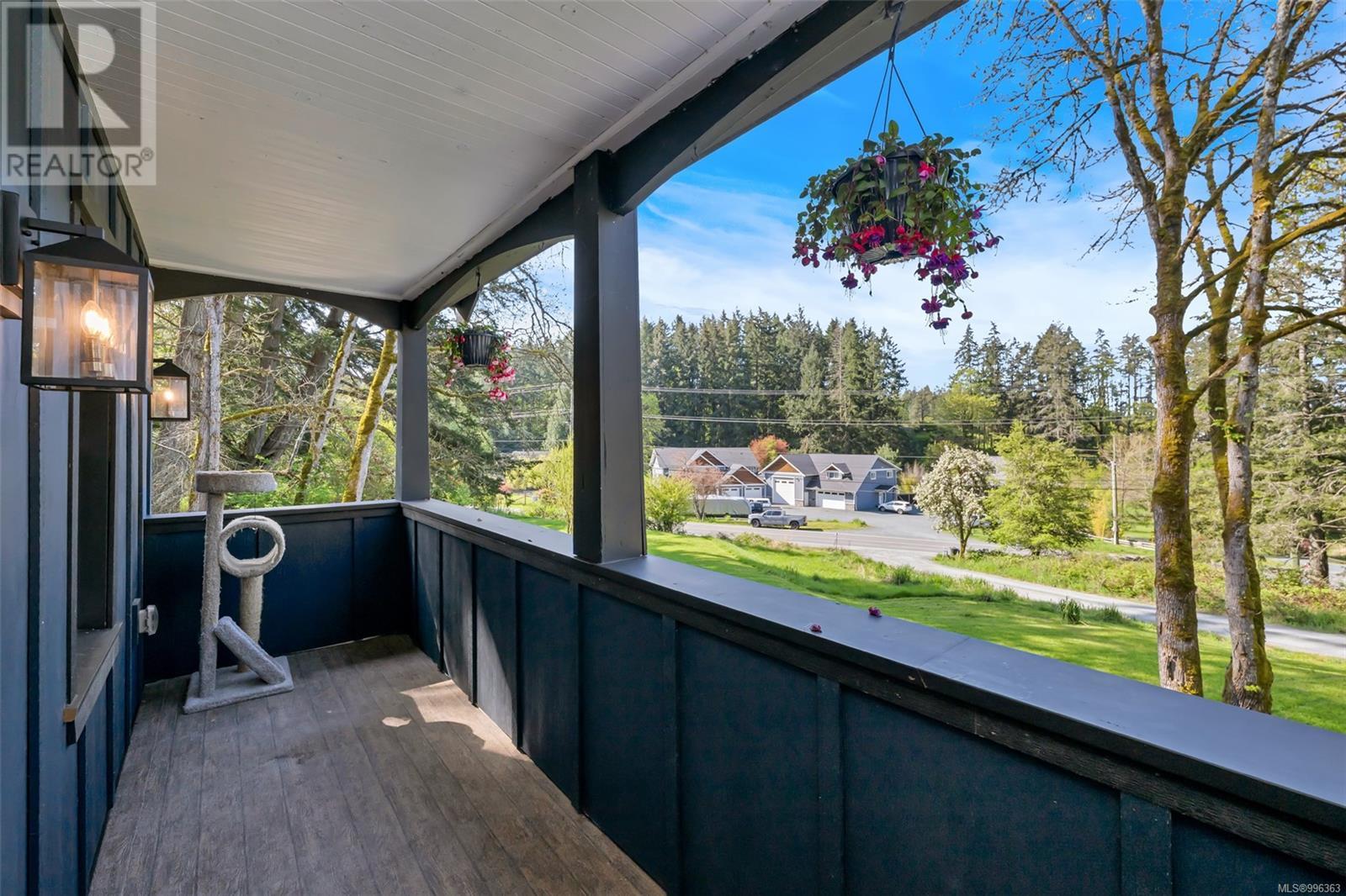 1029 Herd Rd, Duncan