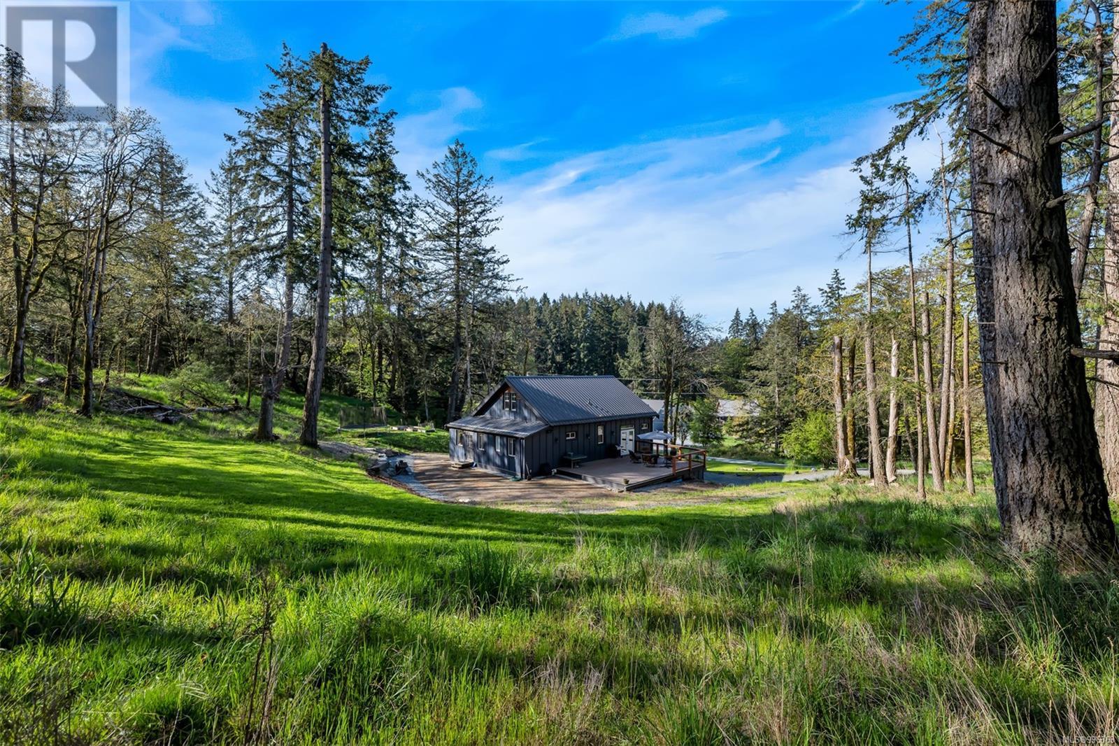 1029 Herd Rd, Duncan