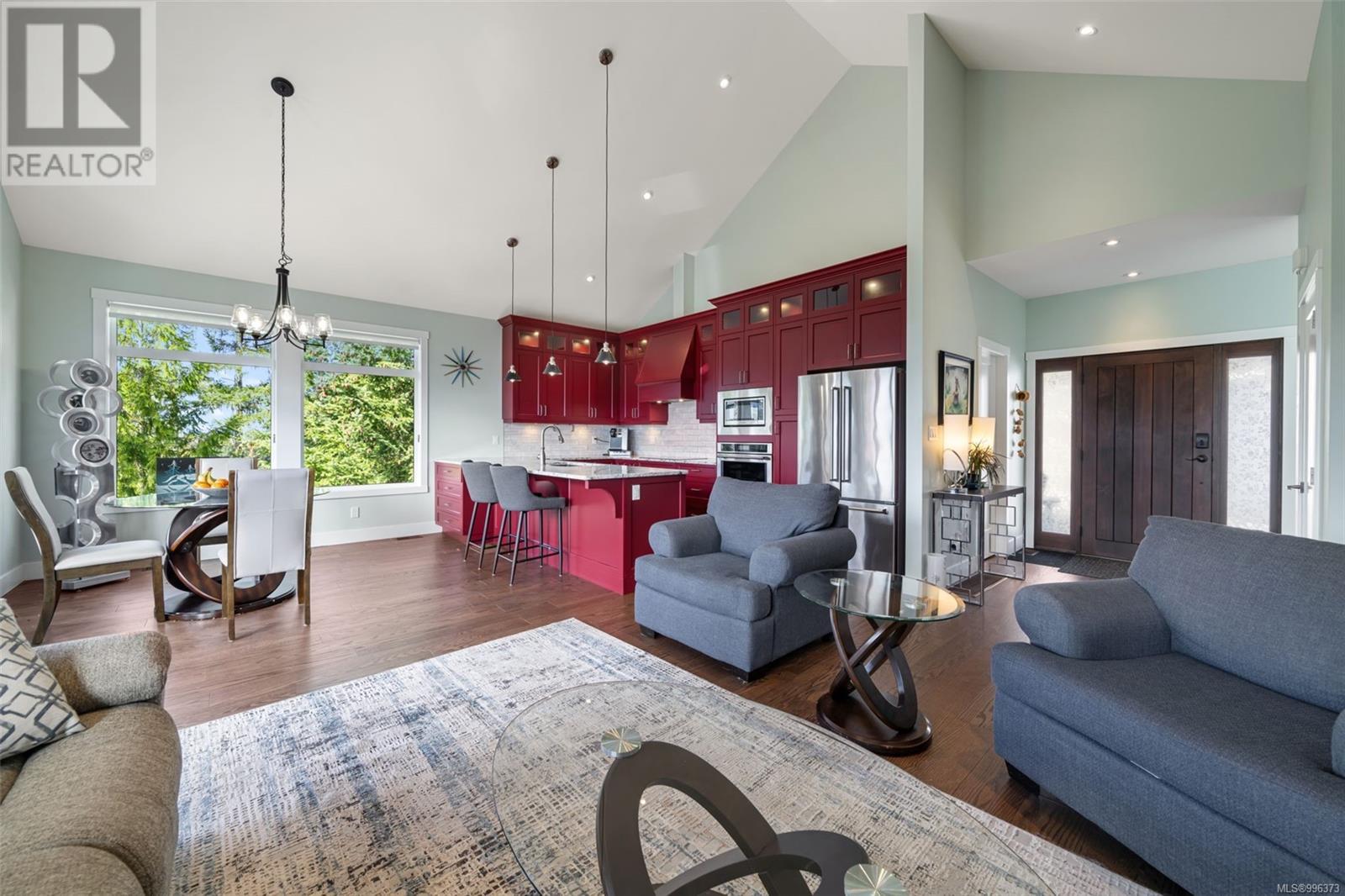 7454 Teal Crt, Lake Cowichan