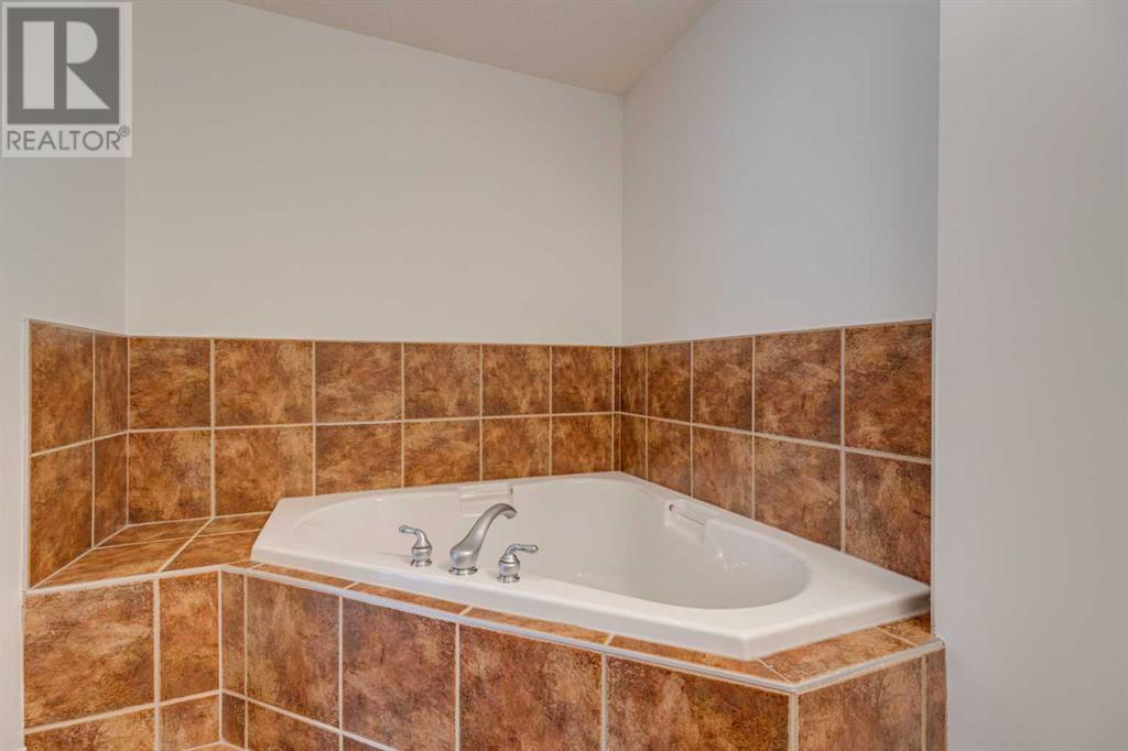 Single Family House for Sale in   Hemlock Crescent SW Spruce Cliff Calgary 