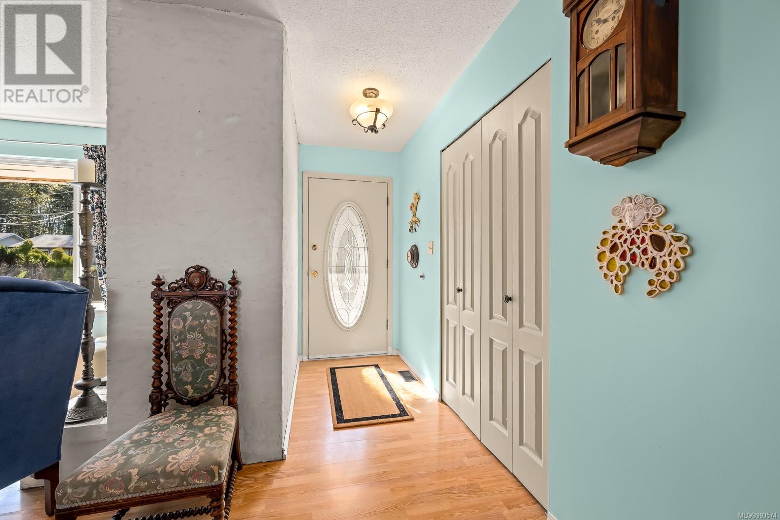 1709 Embleton Cres, Courtenay