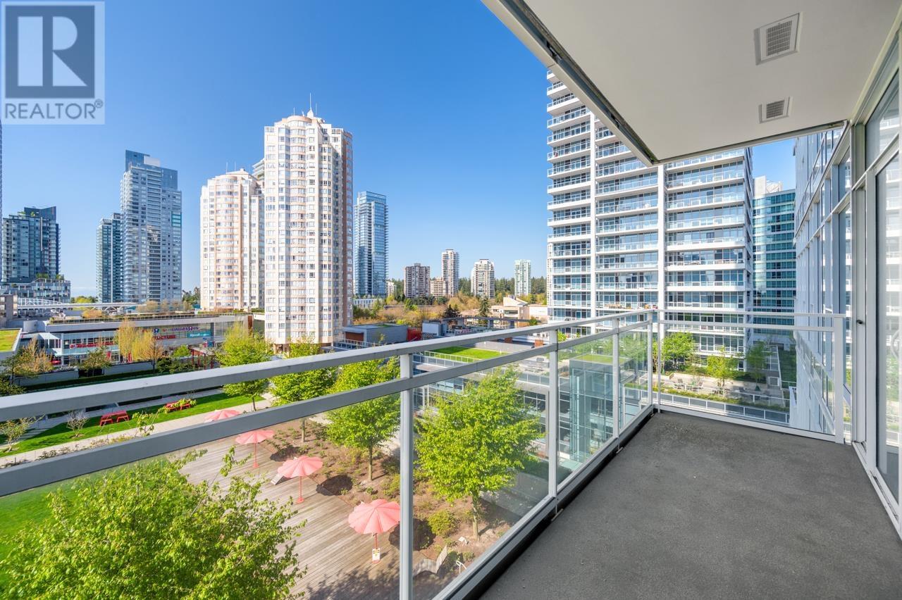Photo 8 of 805 4670 Assembly Way, Burnaby BC