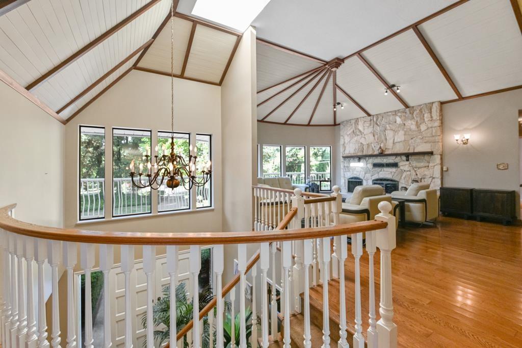 Photo 6 of 21480 18 Avenue, Langley BC
