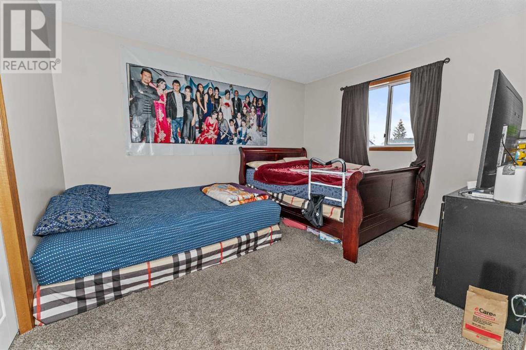 Single Family House for Sale in  Martinview Close NE Martindale Calgary 