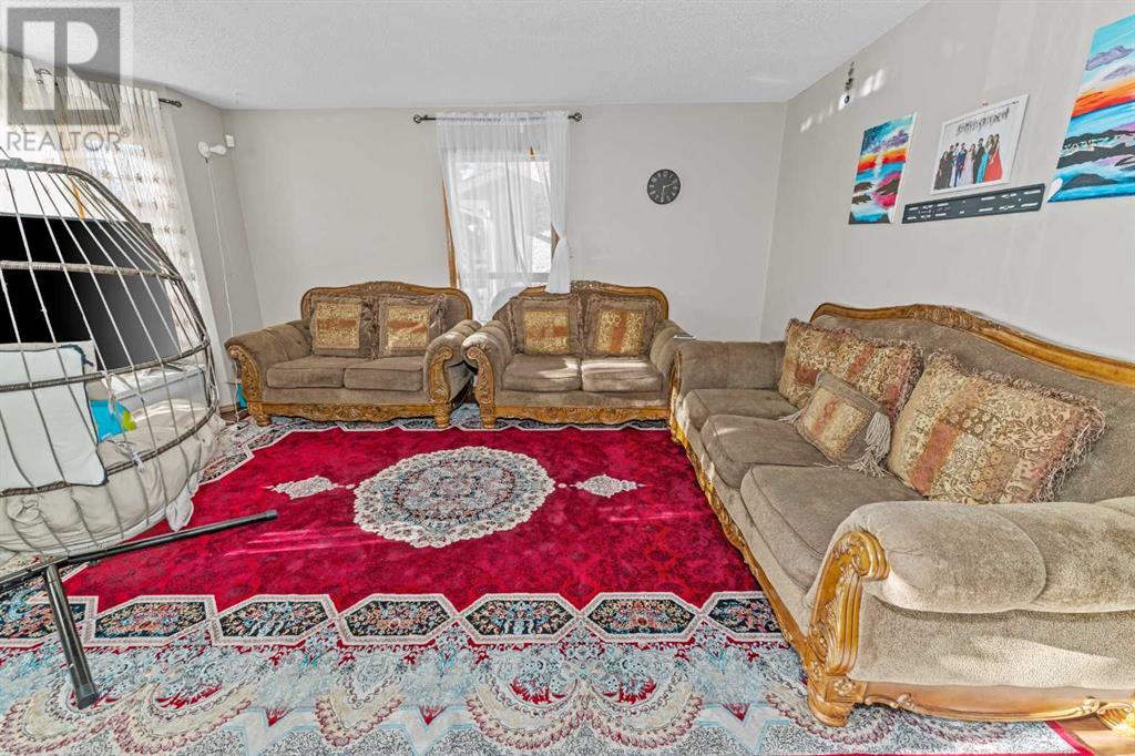 Single Family House for Sale in  Martinview Close NE Martindale Calgary 