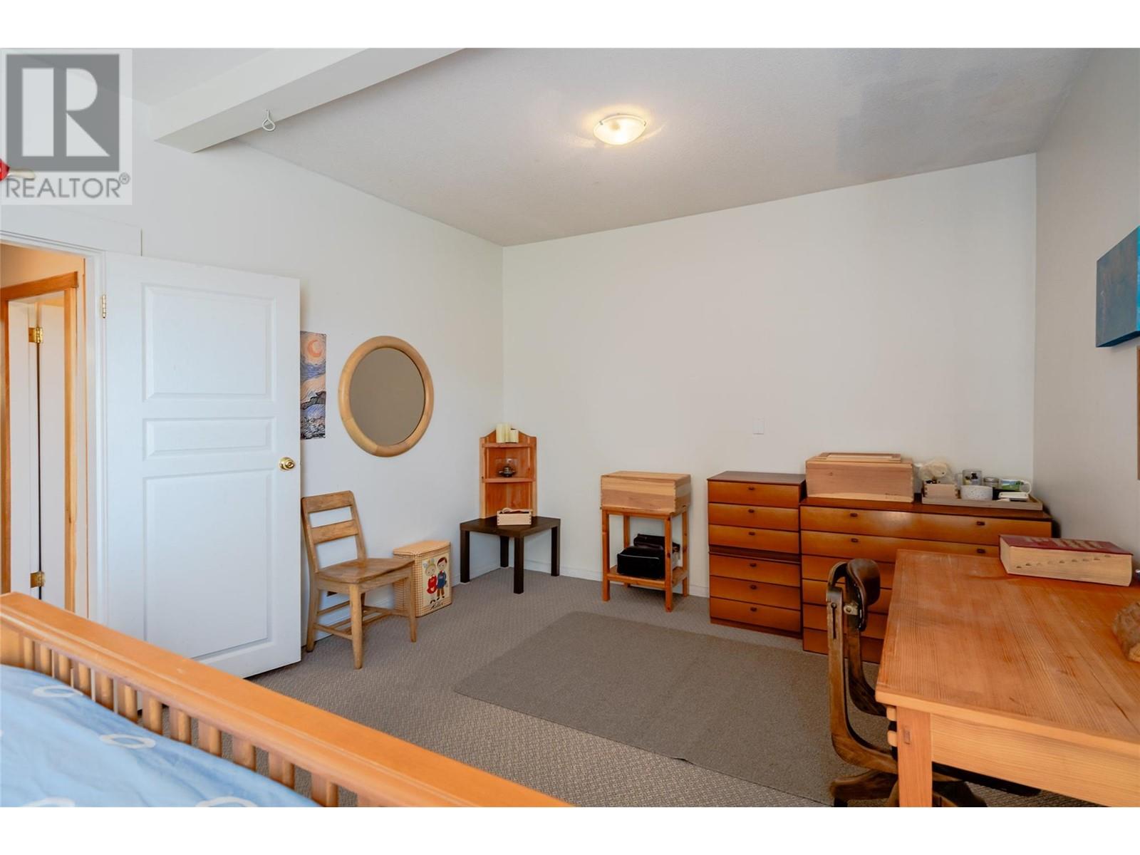 Photo 13 of 717 715 Josephine Street, Nelson BC