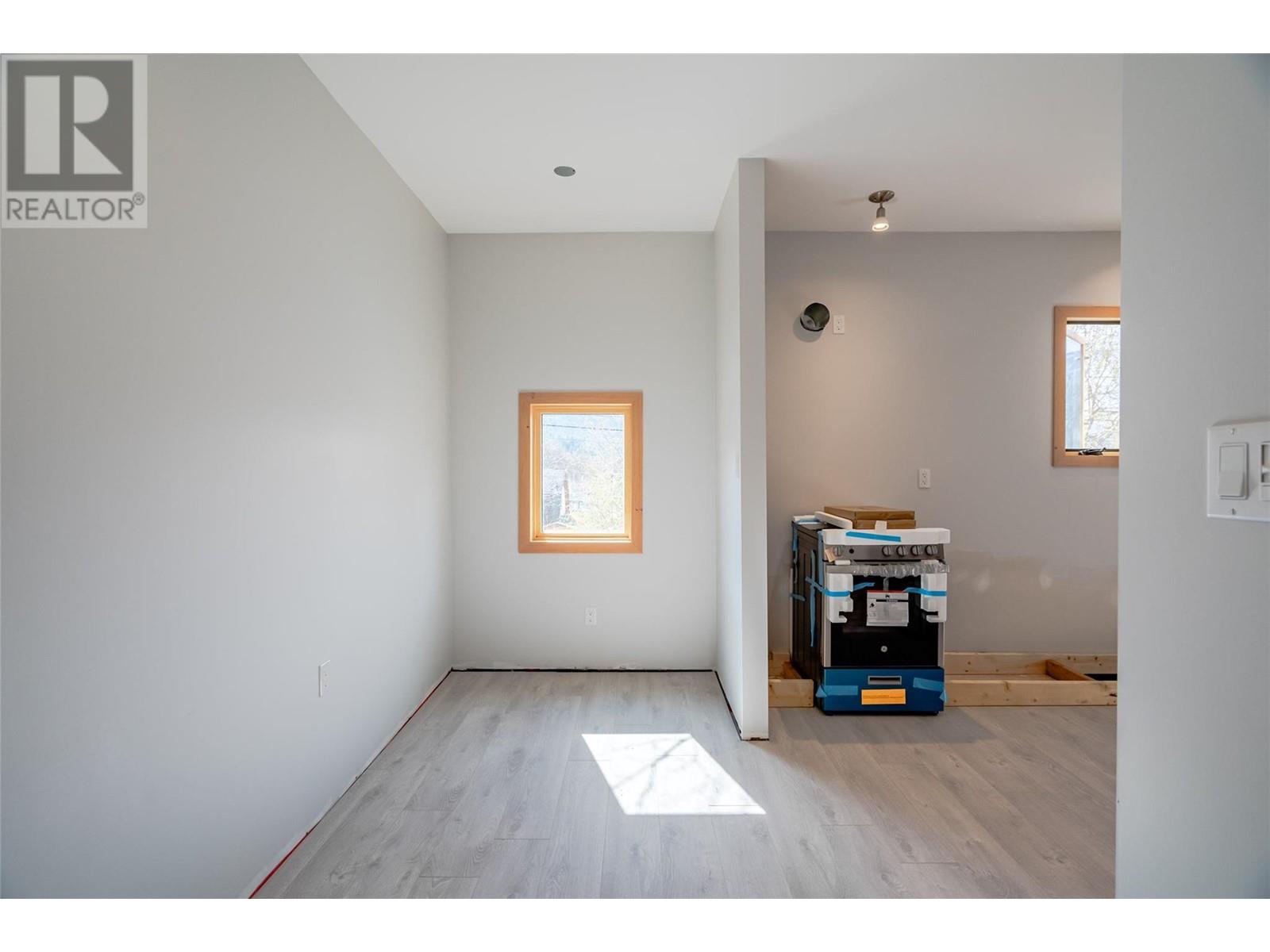 717-715 Josephine Street, Nelson