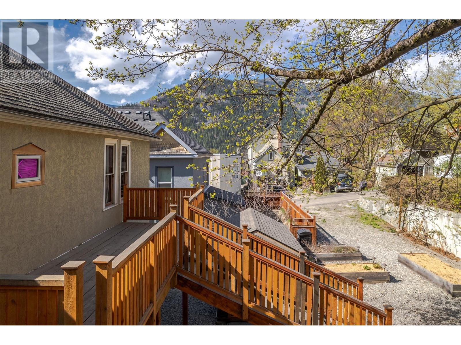 Photo 50 of 717 715 Josephine Street, Nelson BC