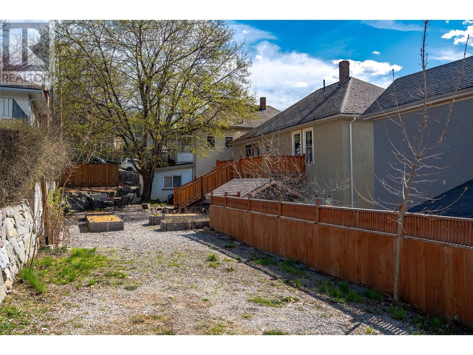 Photo 40 of 717 715 Josephine Street, Nelson BC