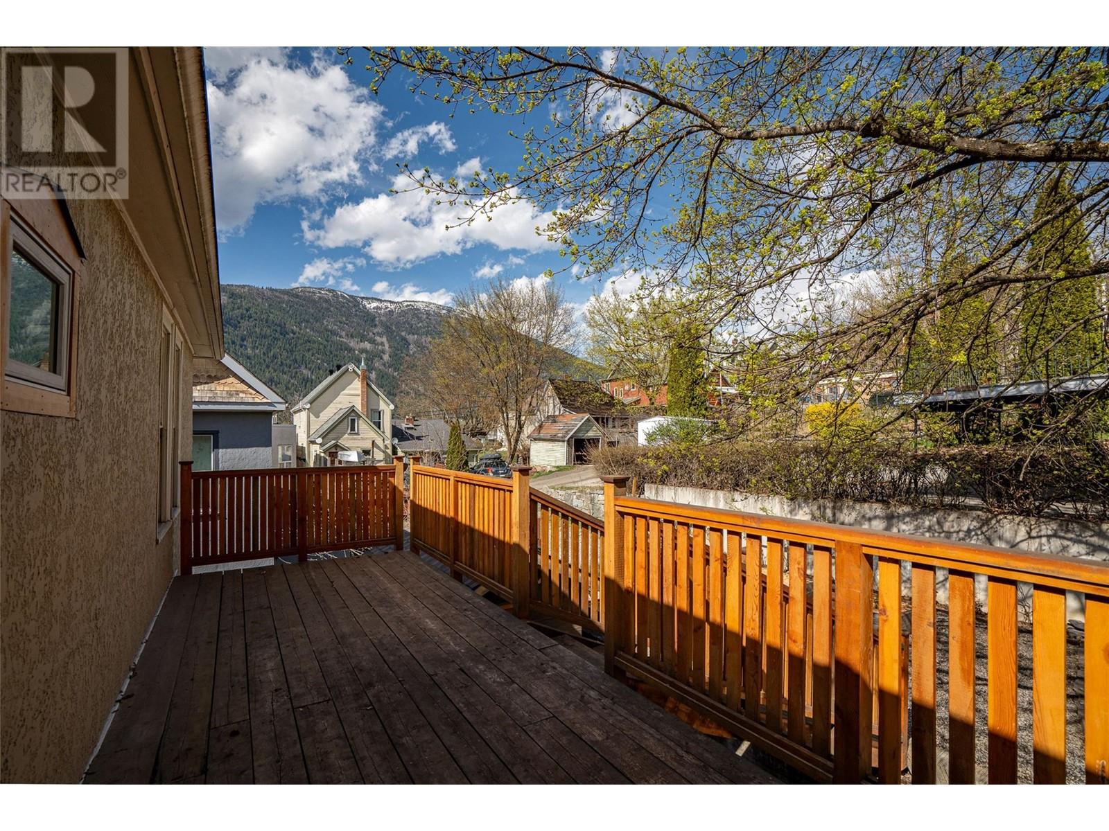 Photo 27 of 717 715 Josephine Street, Nelson BC